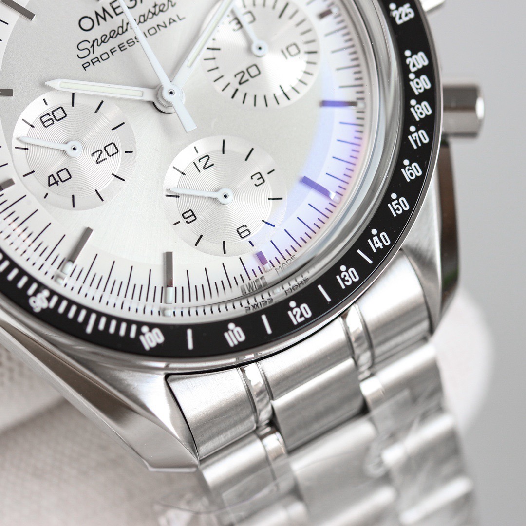 Top Quality 0*mega Watches