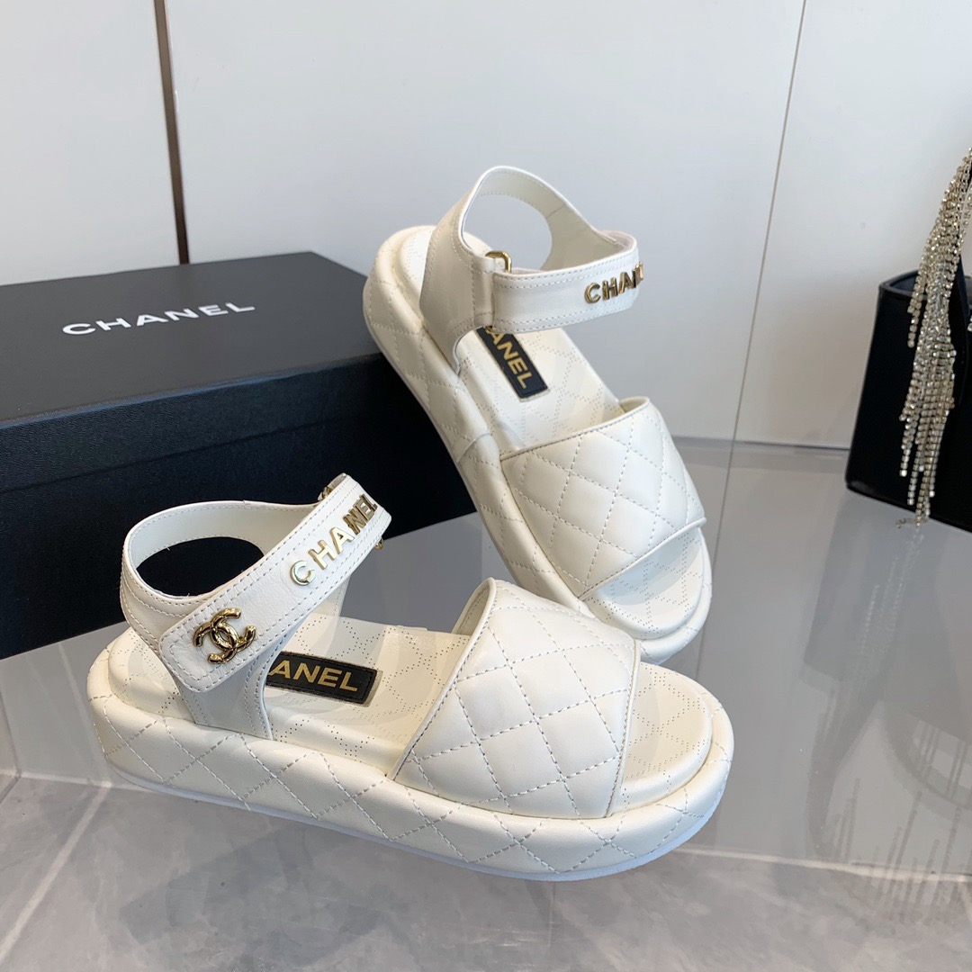 Women Top Quality C*hanel shoes