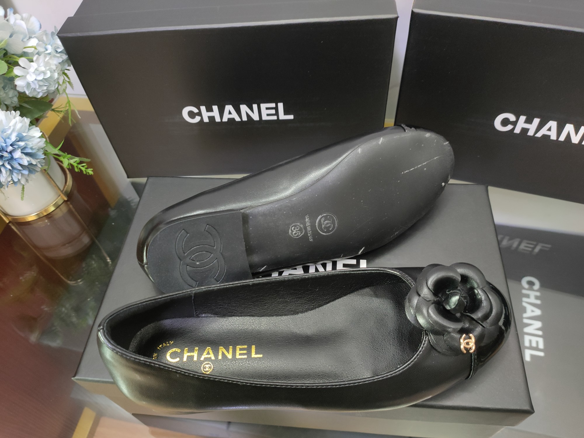 Women Top Quality C*hanel shoes