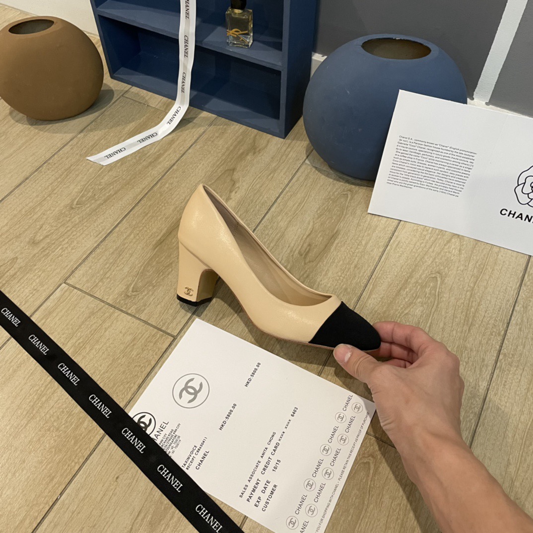 Women Top Quality C*hanel shoes