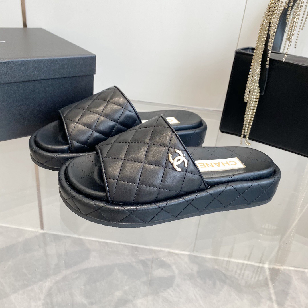 Women Top Quality C*hanel shoes