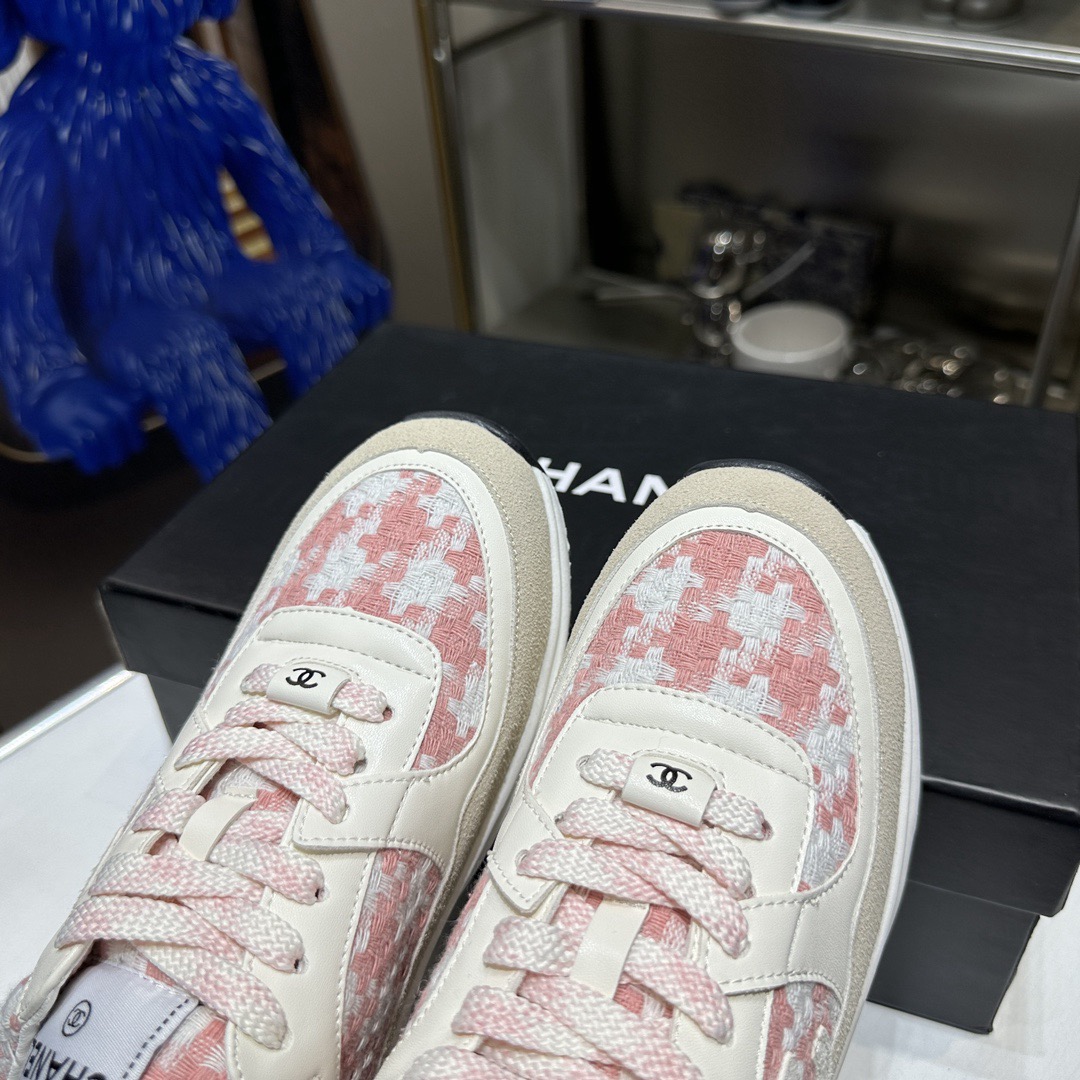 Women Top Quality C*hanel shoes