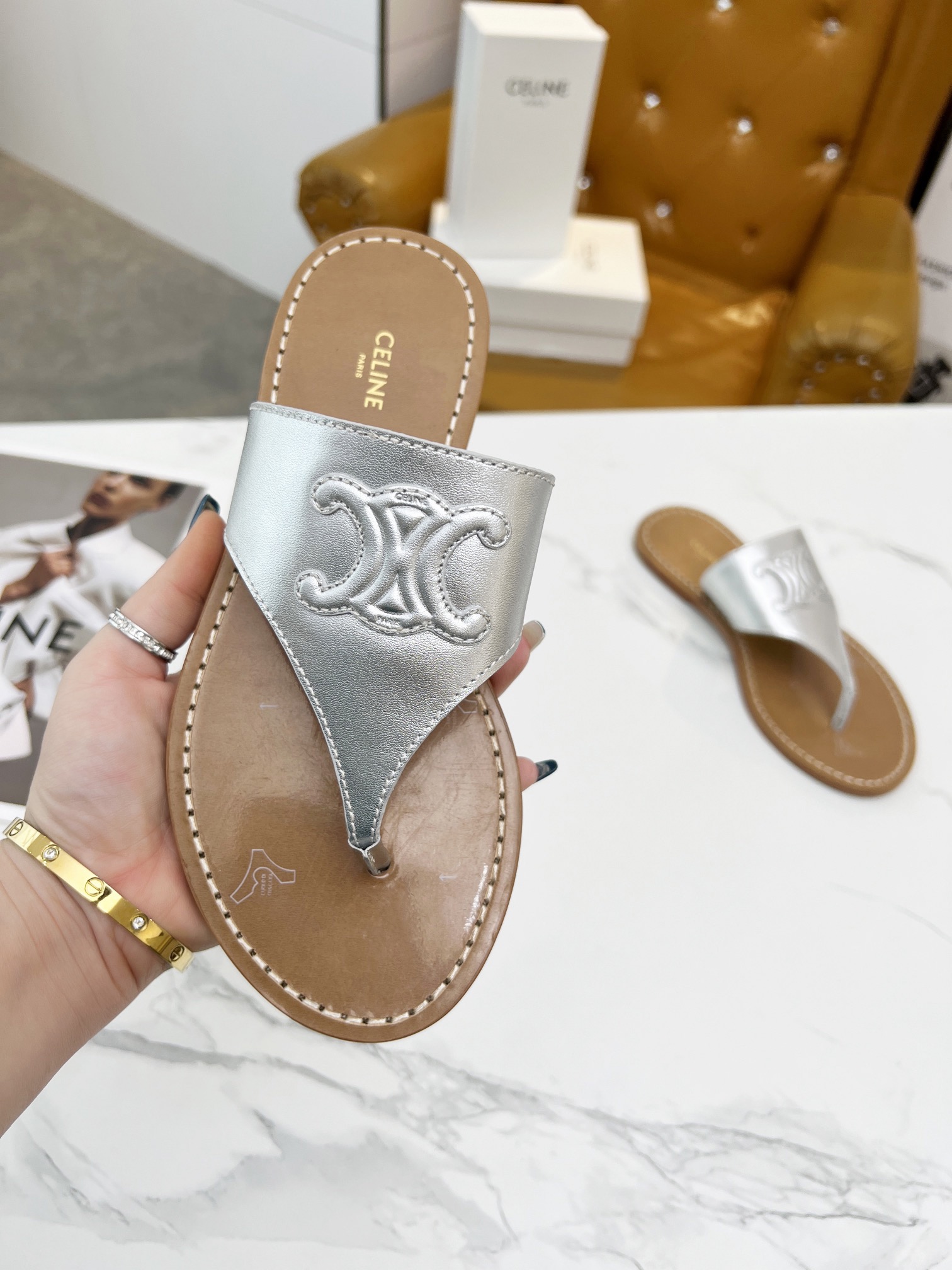 Women Top Quality C*eline shoes