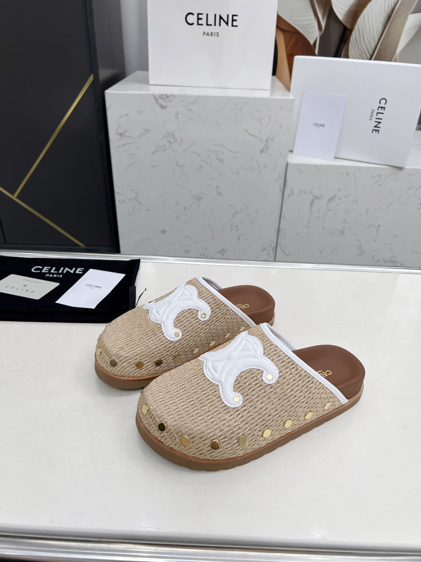 Women Top Quality C*eline shoes