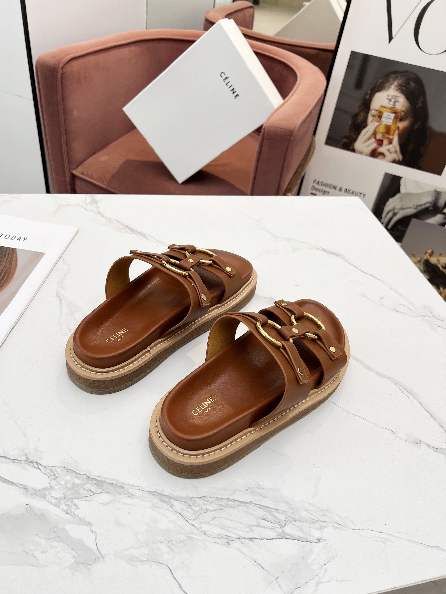 Women Top Quality C*eline shoes