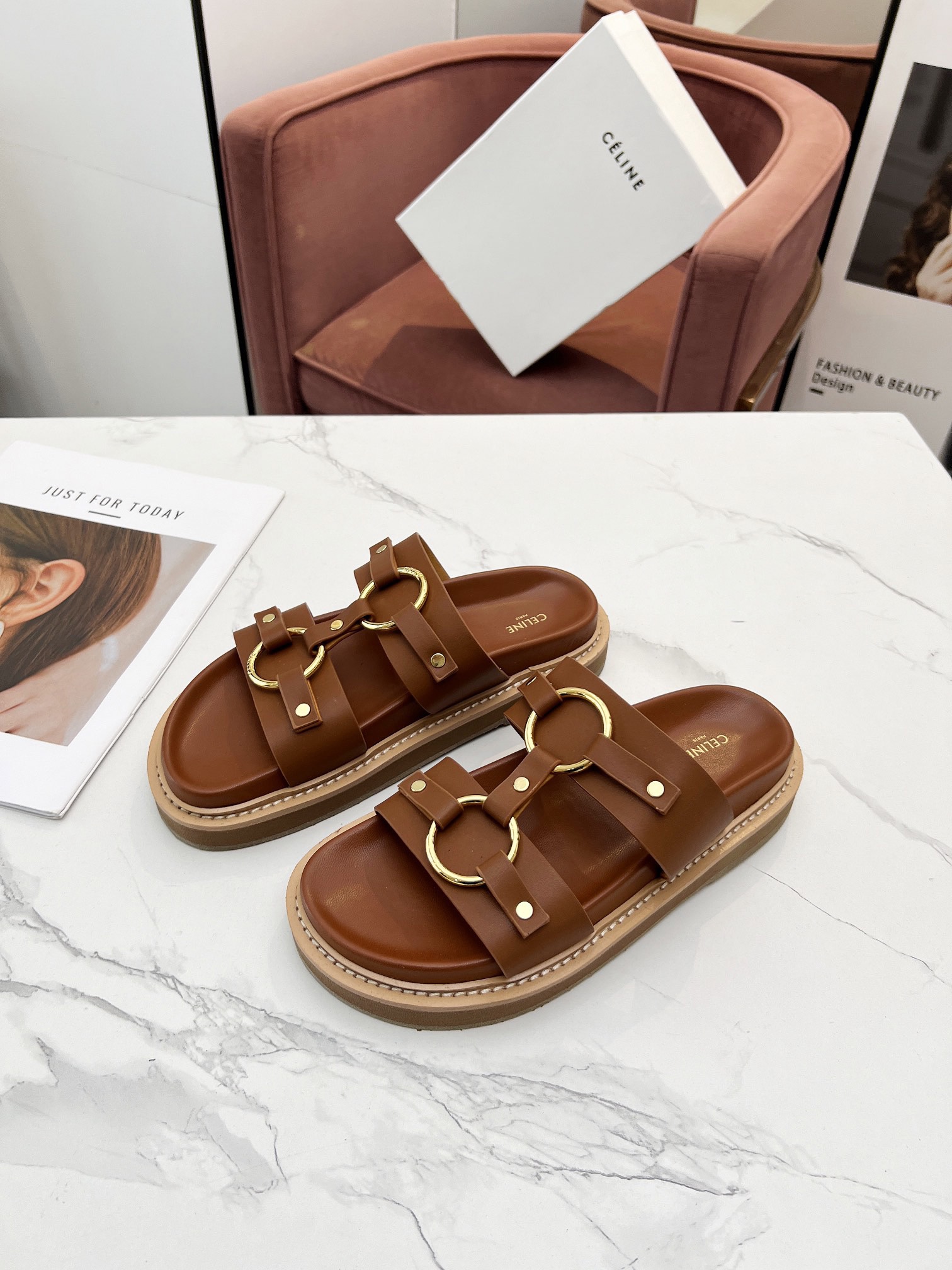 Women Top Quality C*eline shoes
