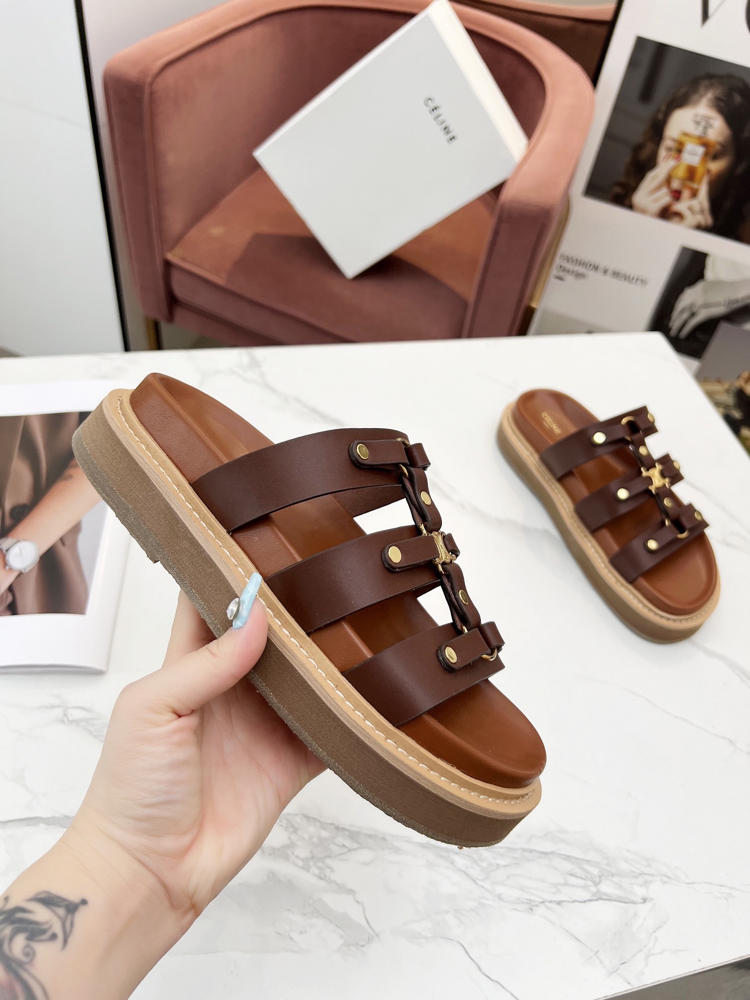 Women Top Quality C*eline shoes