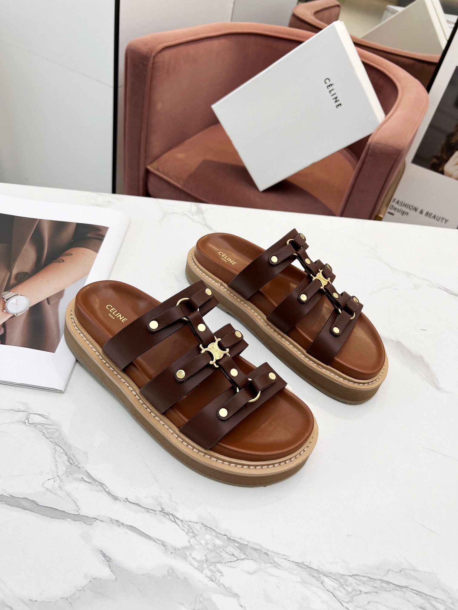 Women Top Quality C*eline shoes