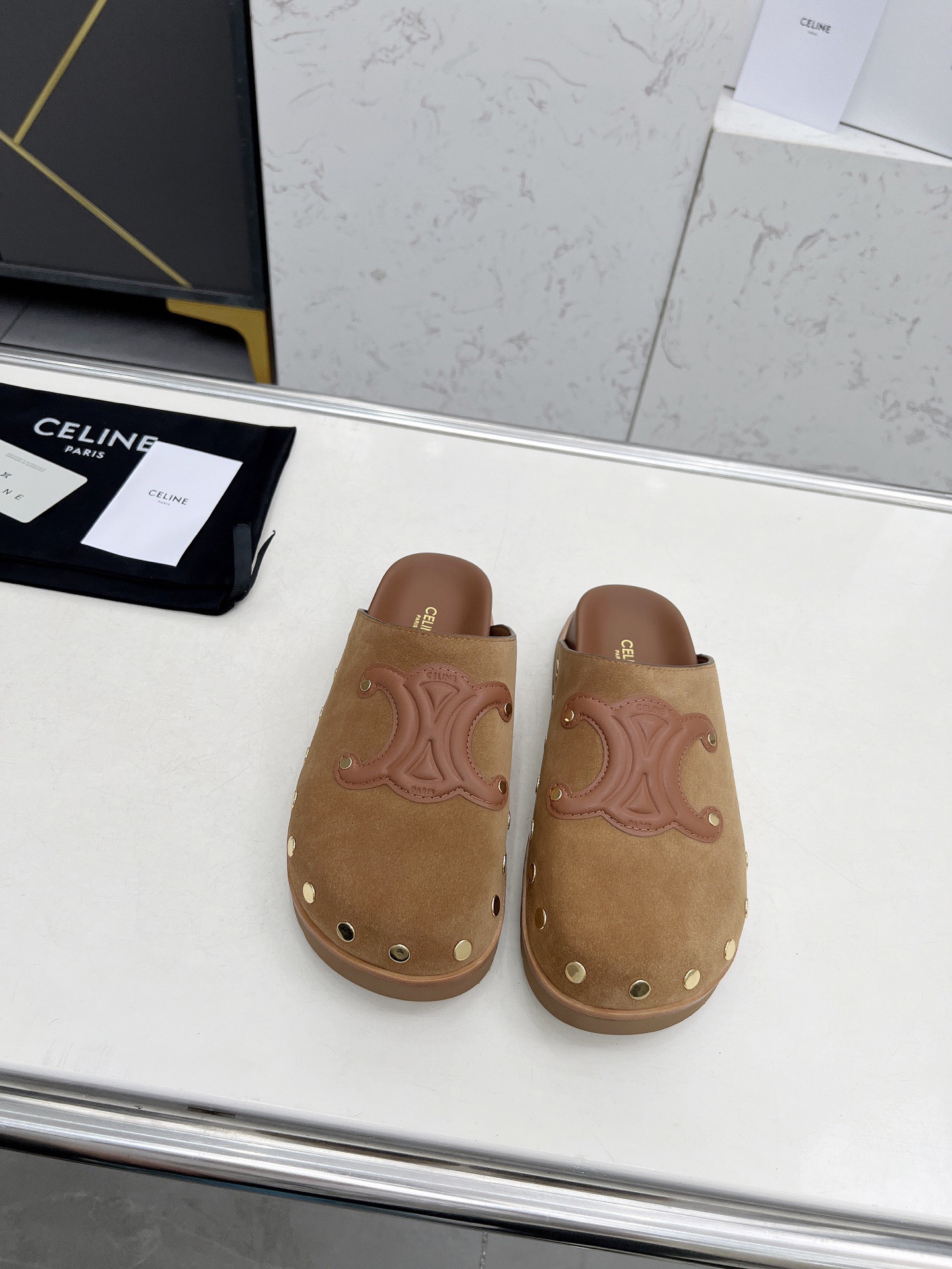 Women Top Quality C*eline shoes