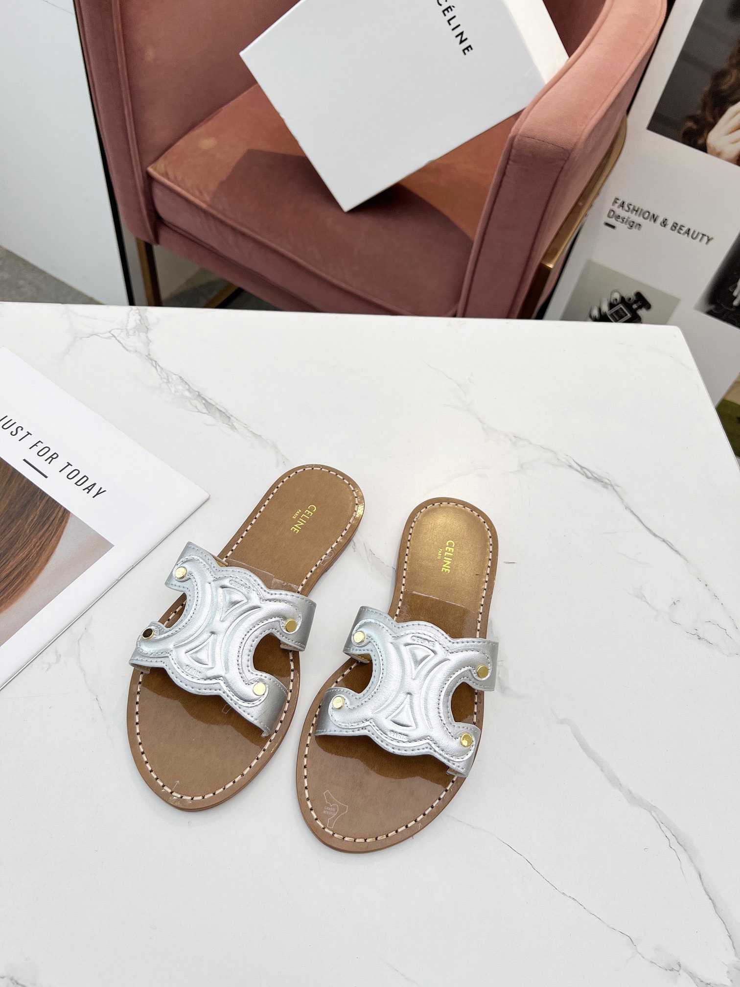 Women Top Quality C*eline shoes