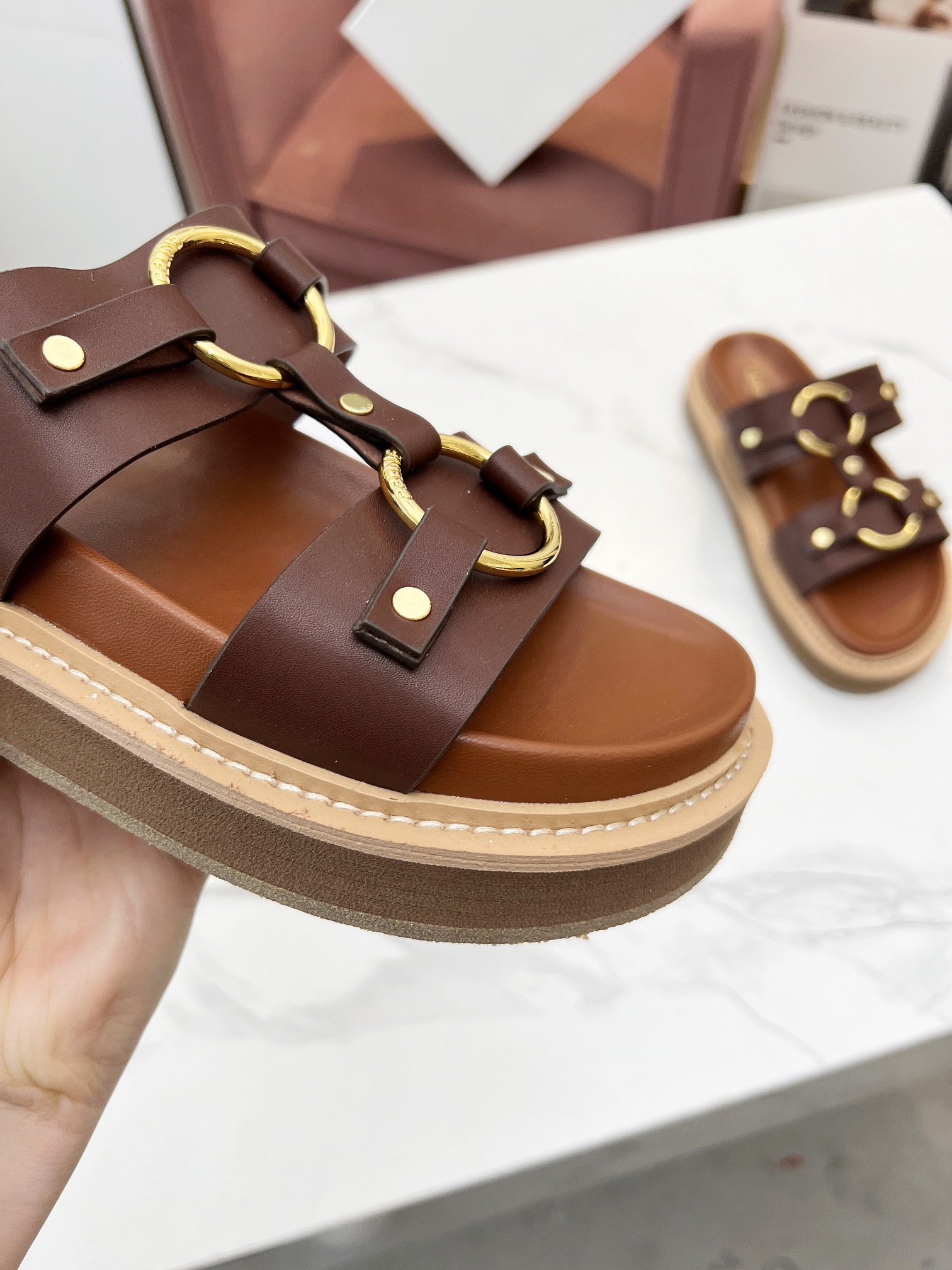 Women Top Quality C*eline shoes
