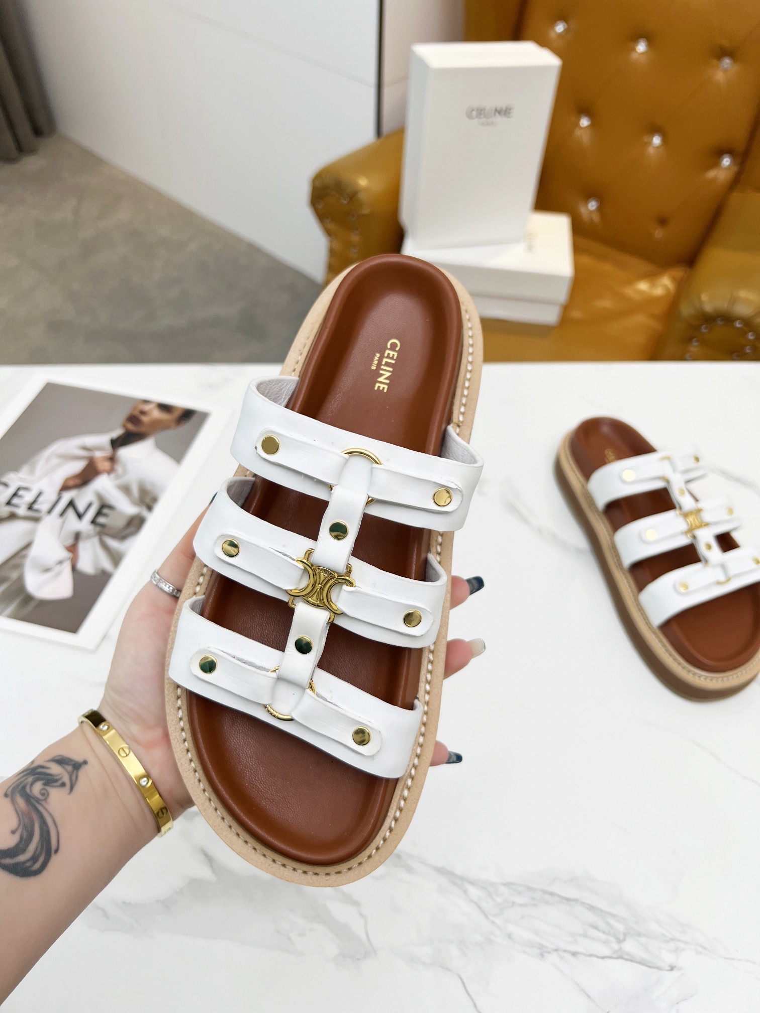 Women Top Quality C*eline shoes