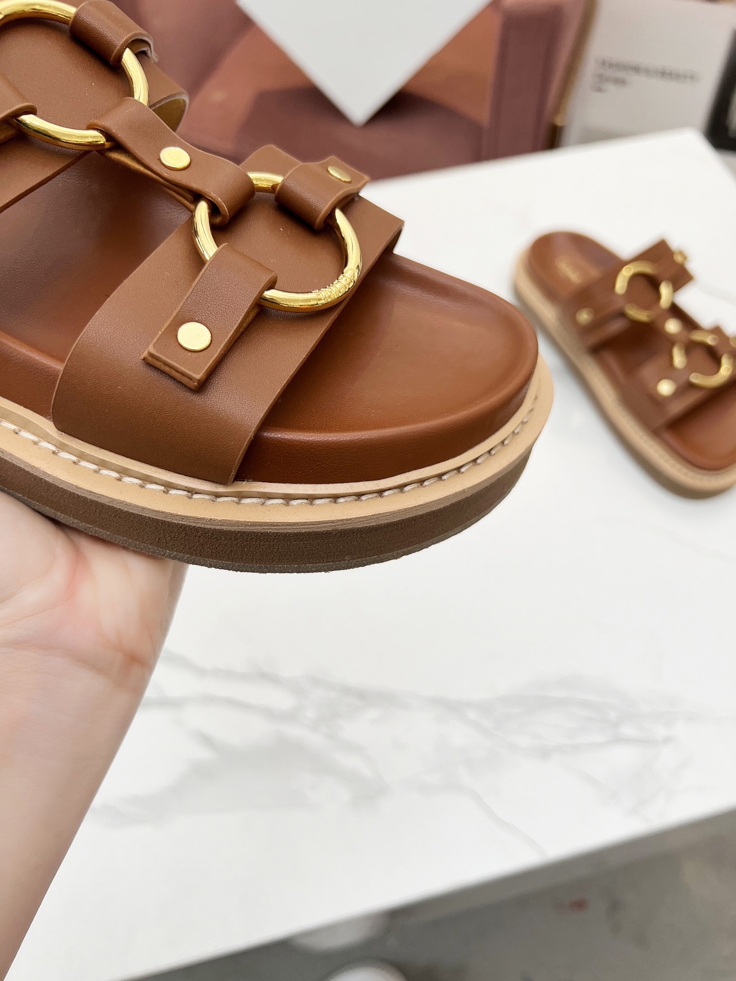 Women Top Quality C*eline shoes