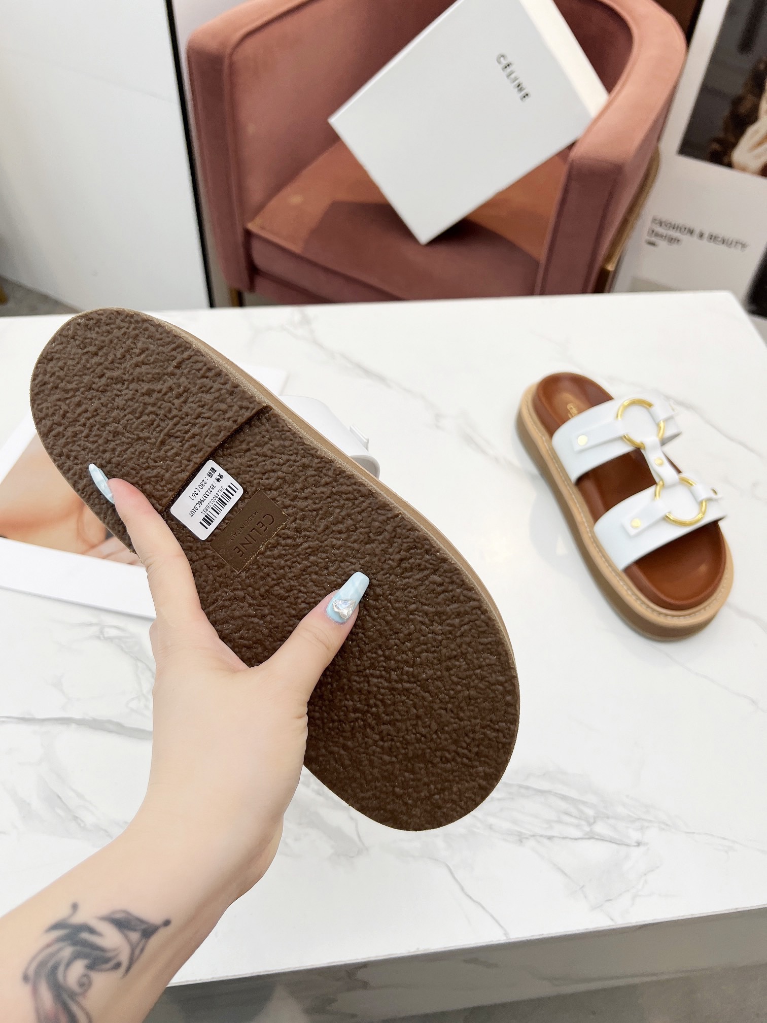 Women Top Quality C*eline shoes