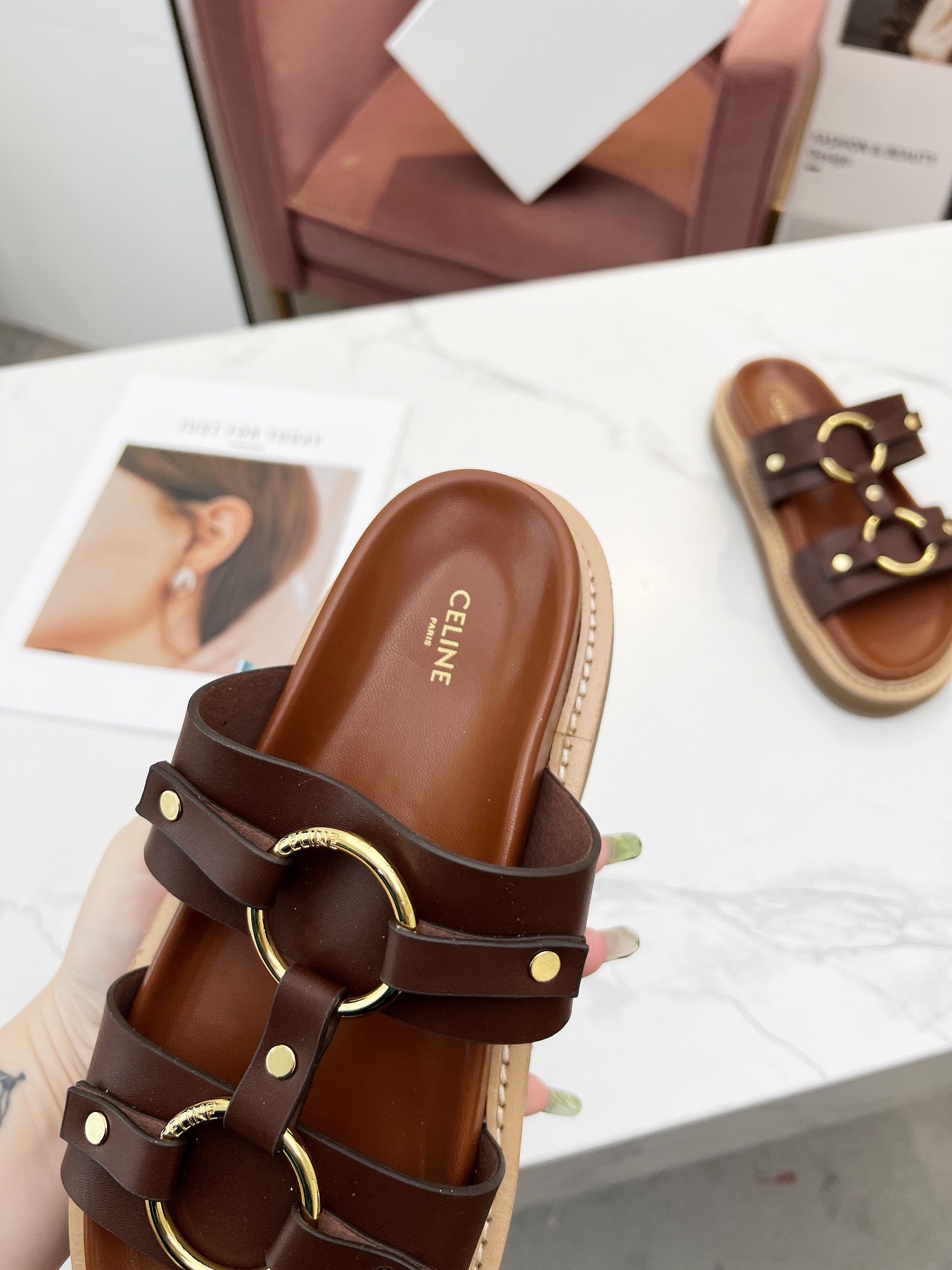 Women Top Quality C*eline shoes