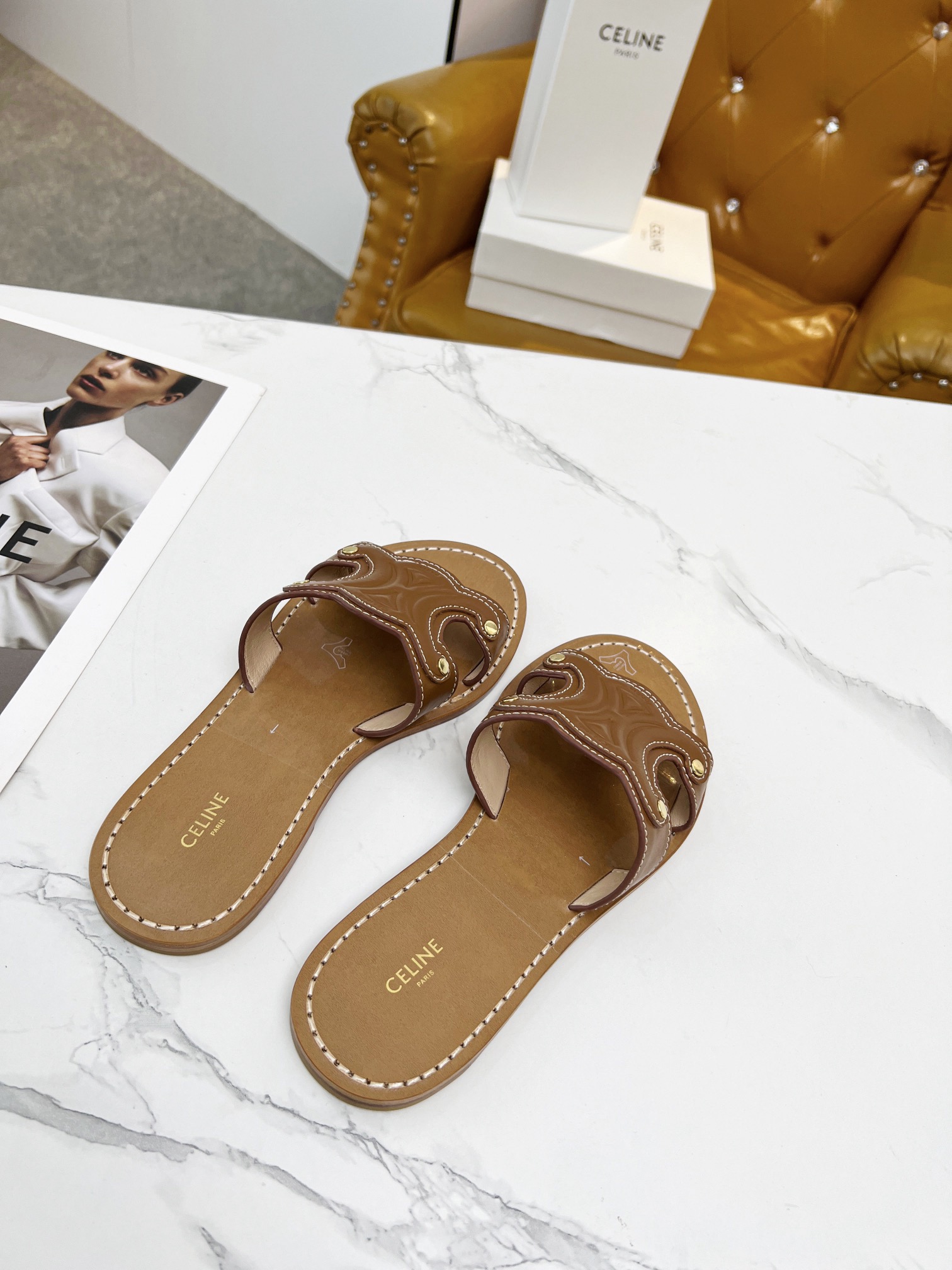 Women Top Quality C*eline shoes