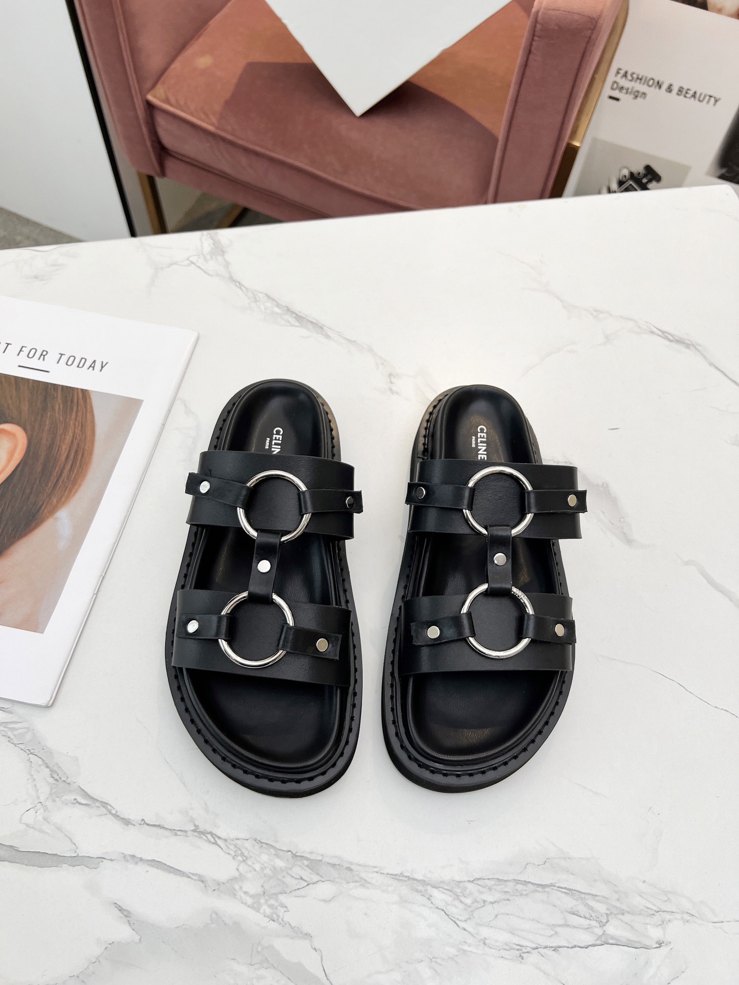 Women Top Quality C*eline shoes