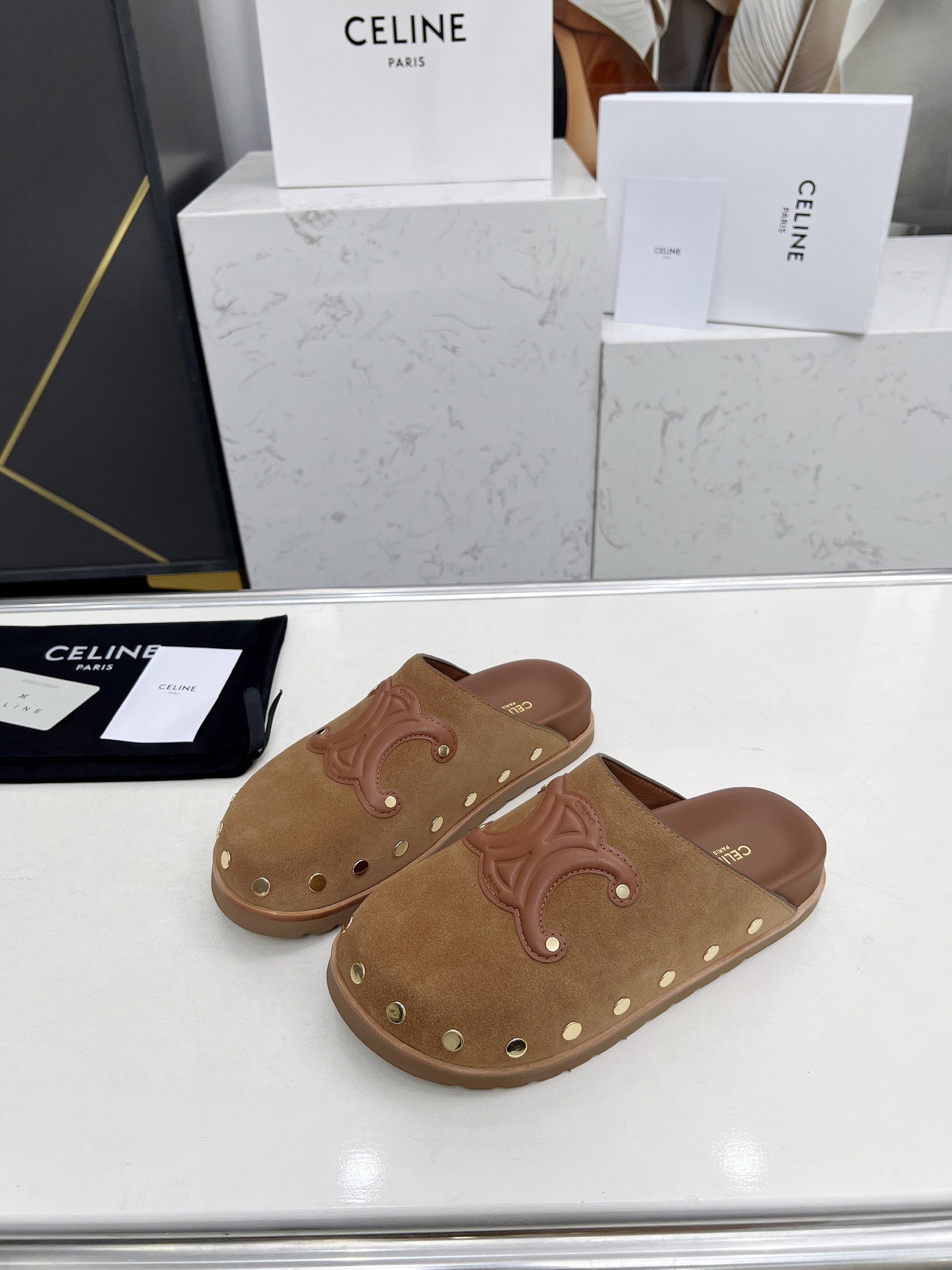 Women Top Quality C*eline shoes