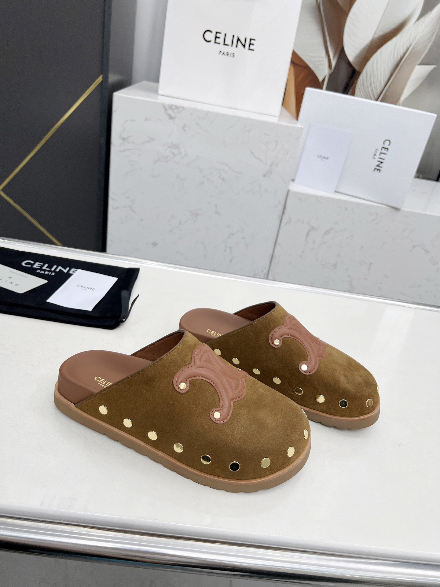 Women Top Quality C*eline shoes