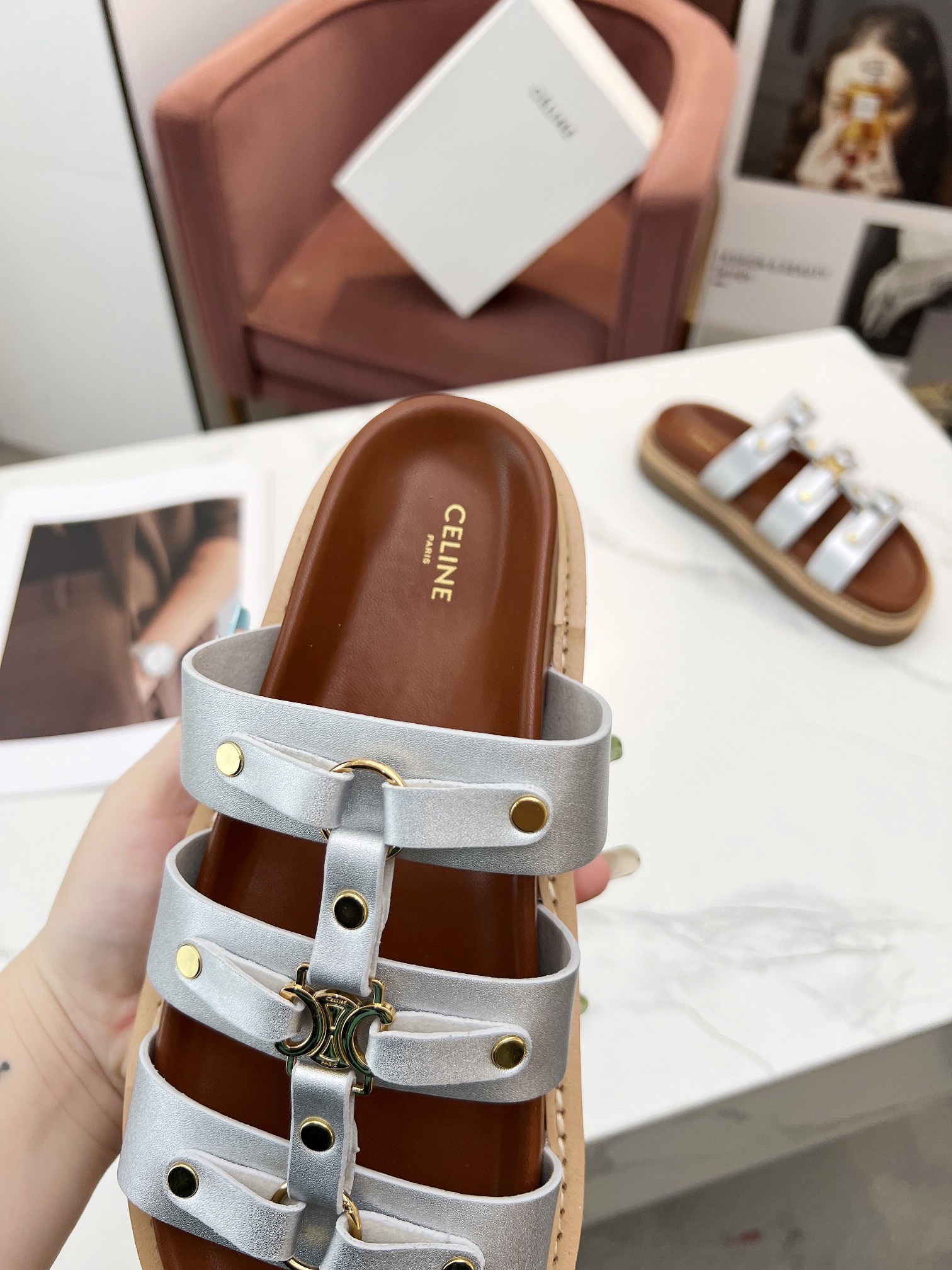 Women Top Quality C*eline shoes