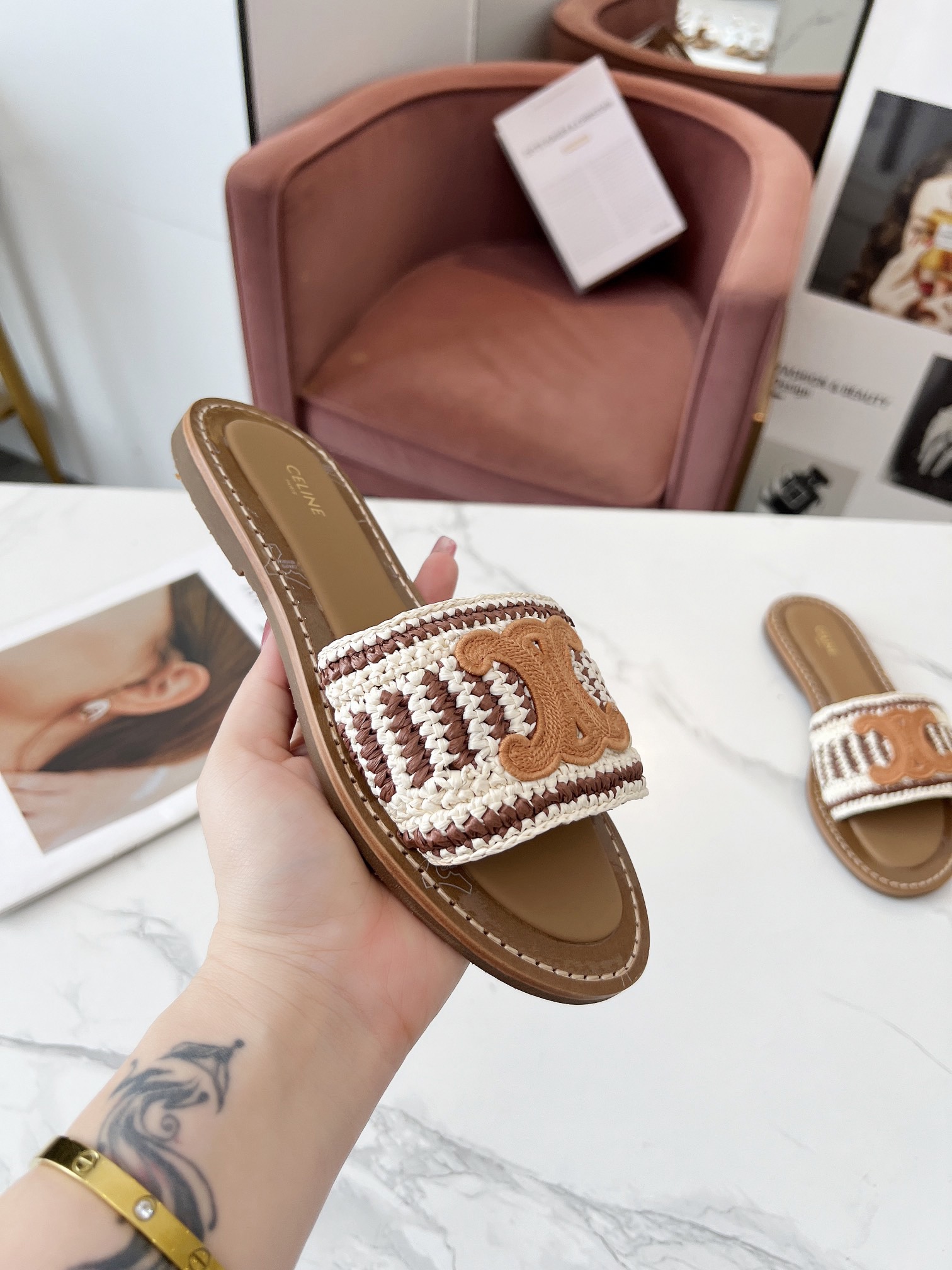 Women Top Quality C*eline shoes