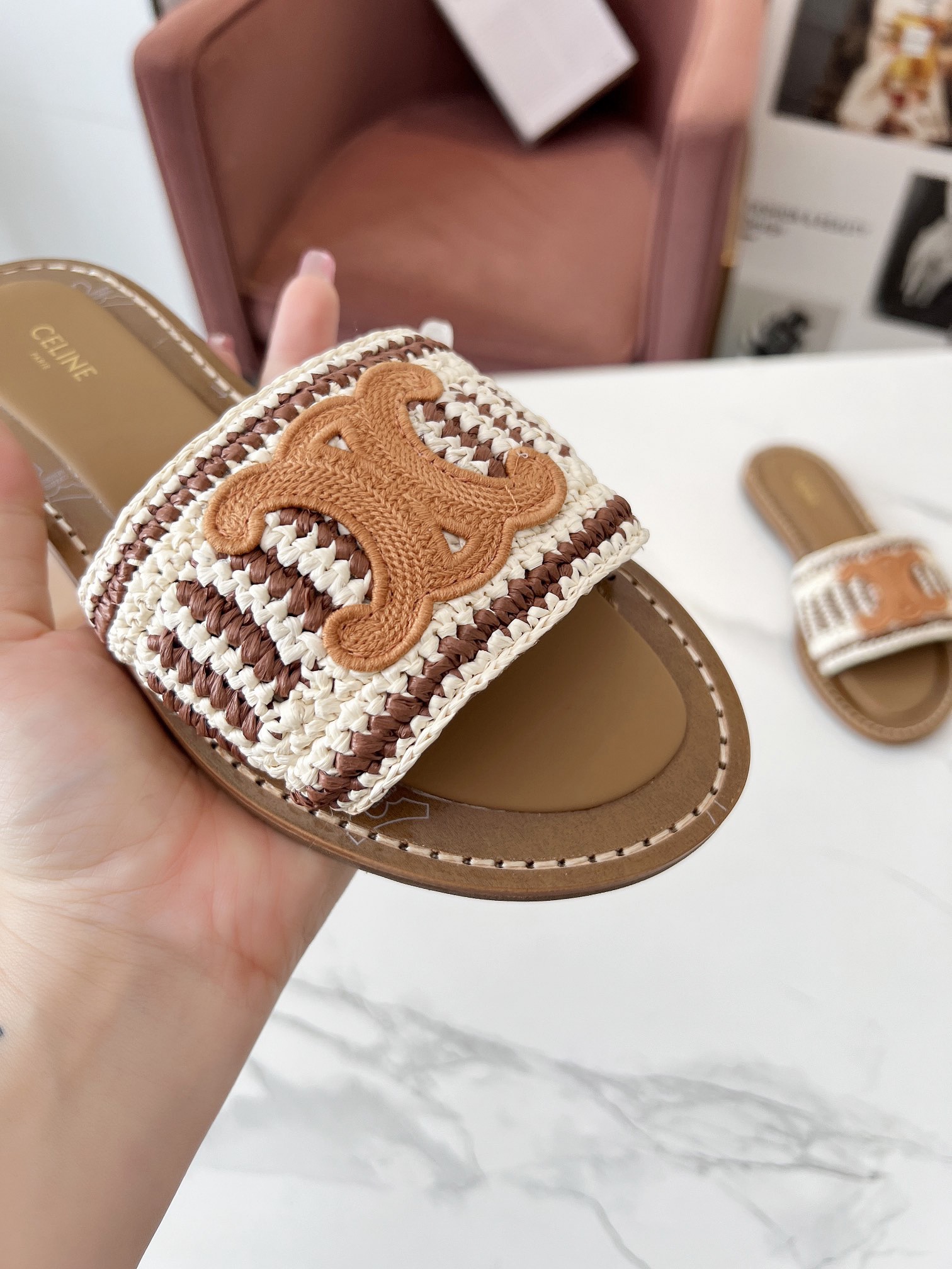 Women Top Quality C*eline shoes