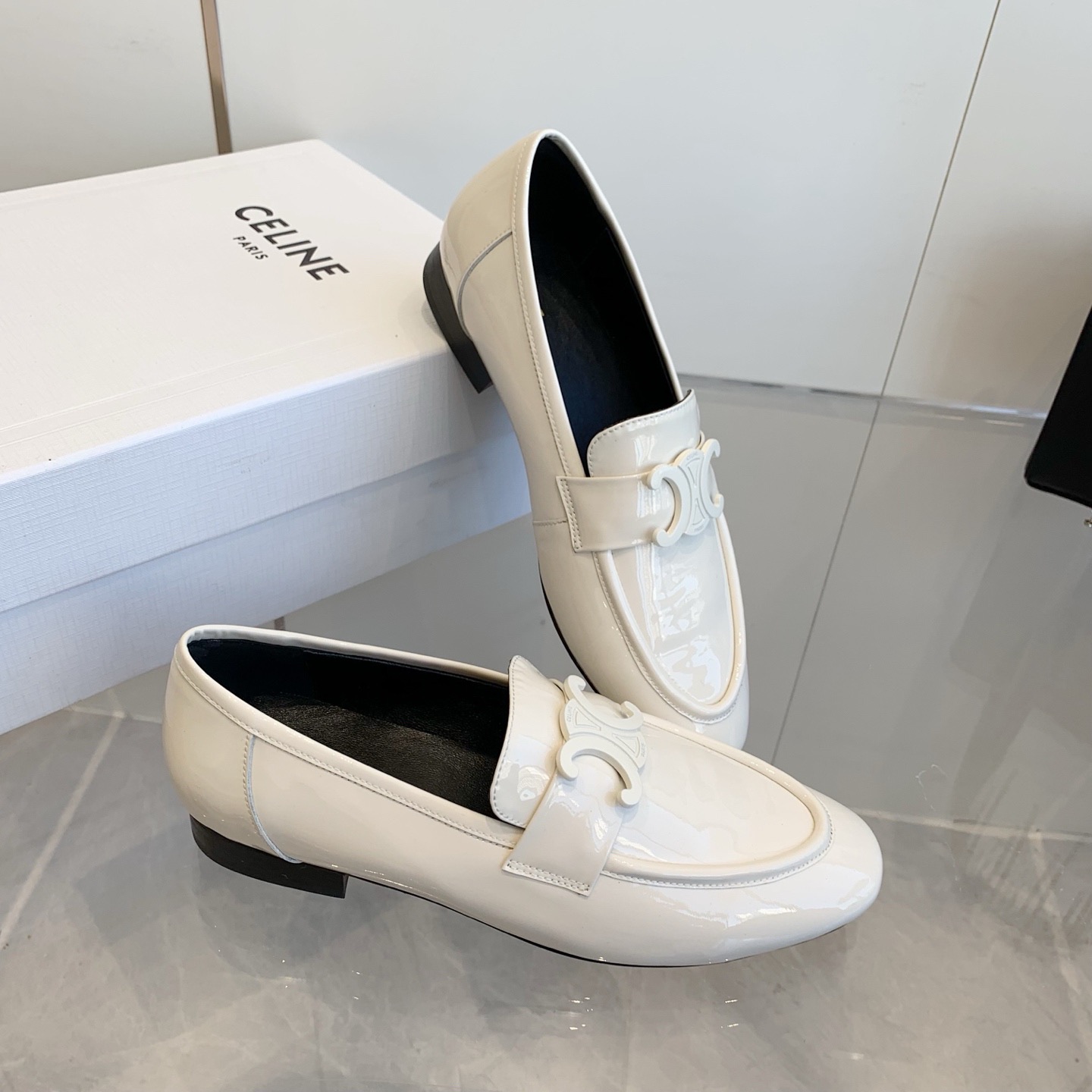 Women Top Quality C*eline shoes
