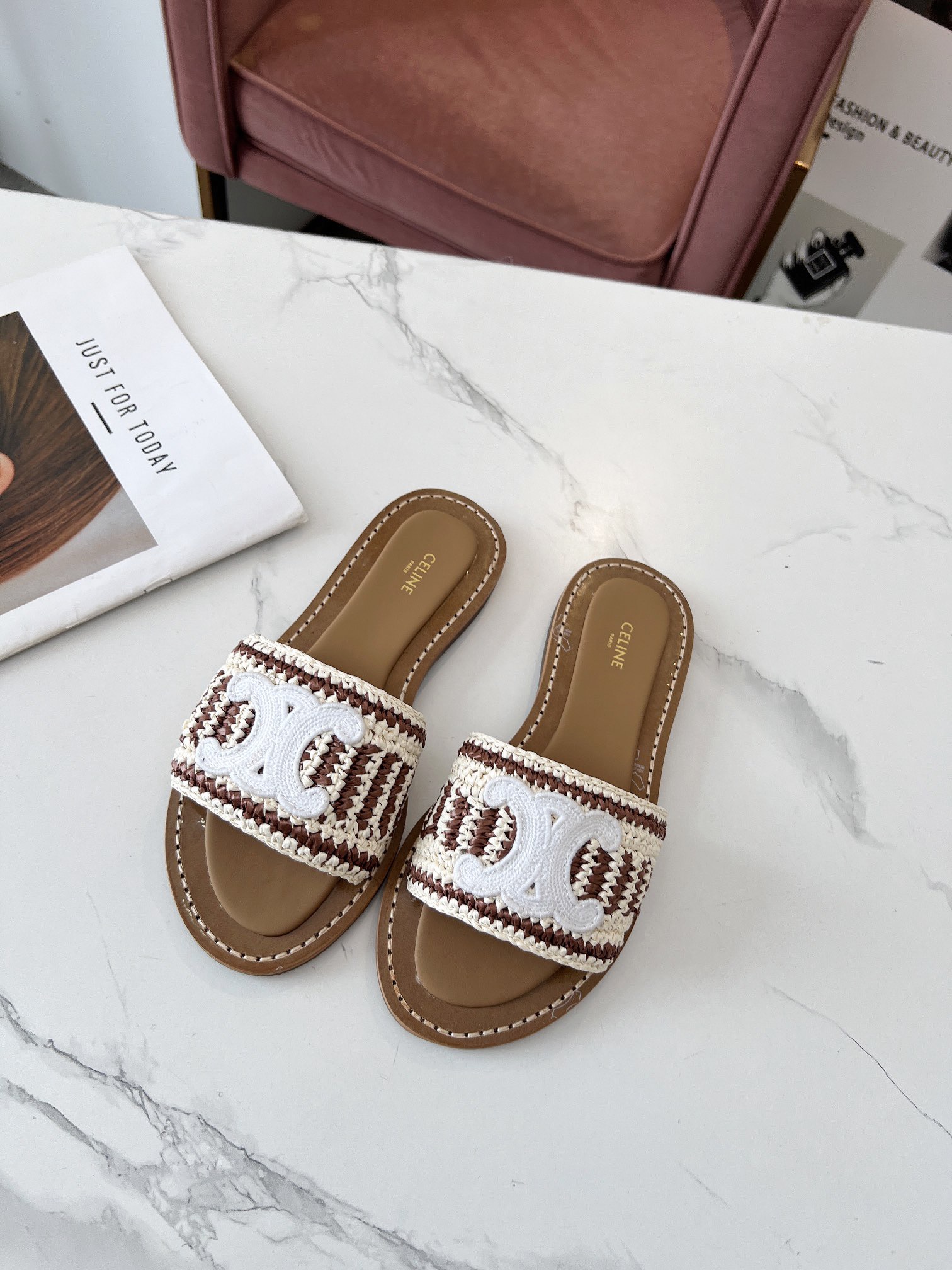 Women Top Quality C*eline shoes