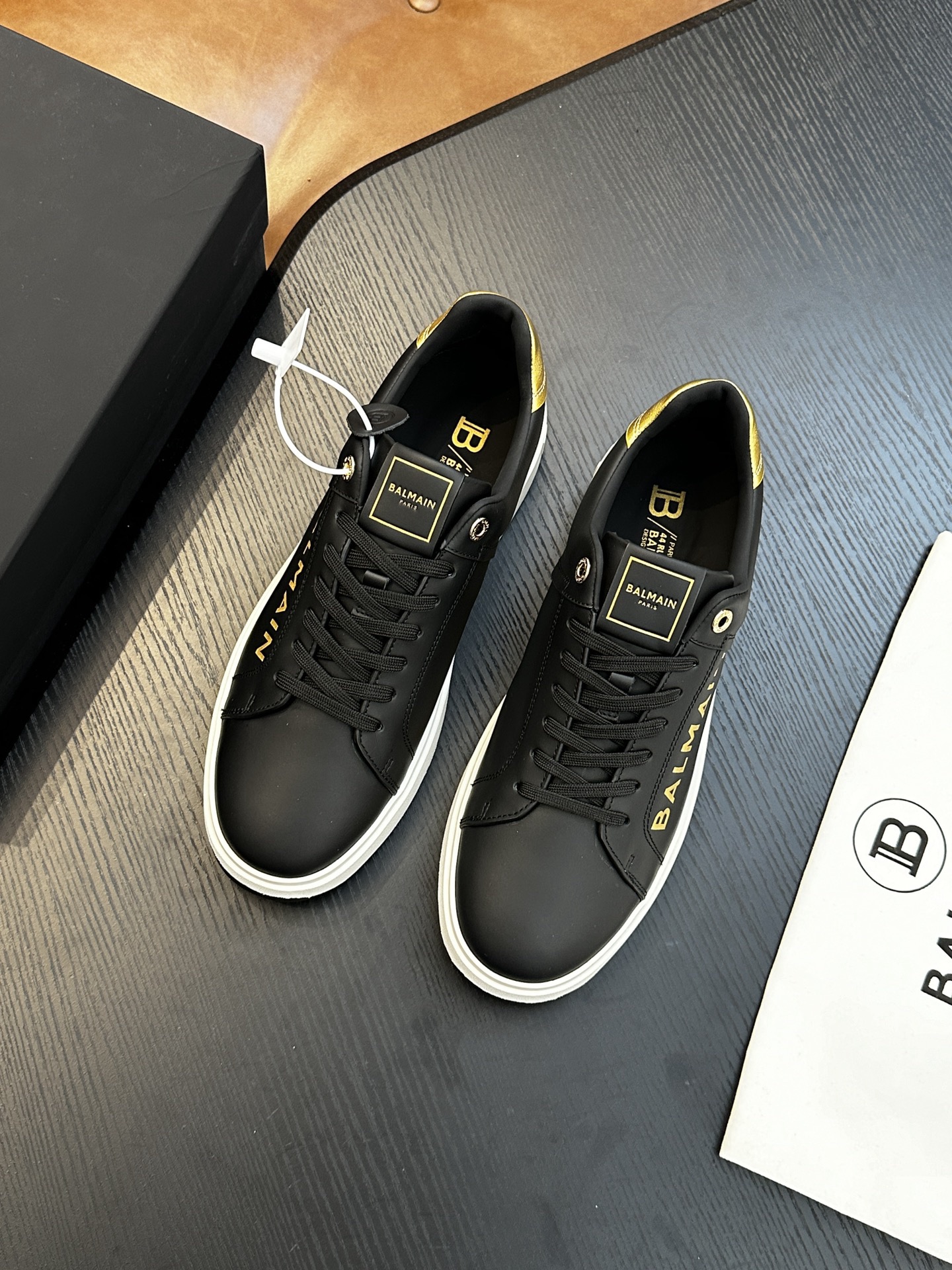 Women Men Top Quality B*almain shoes
