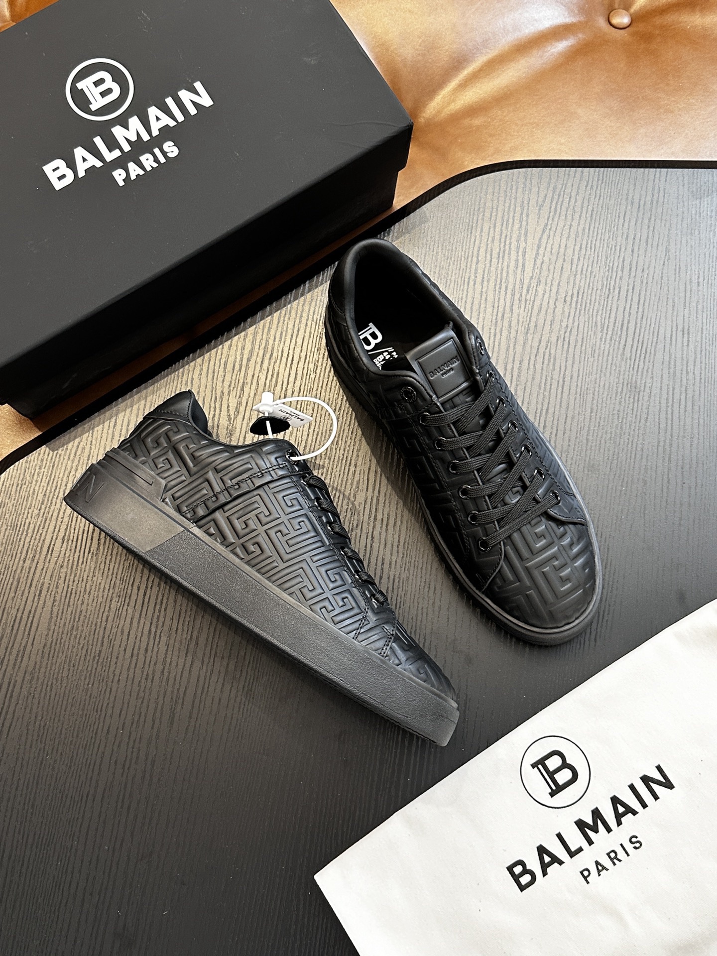 Women Men Top Quality B*almain shoes
