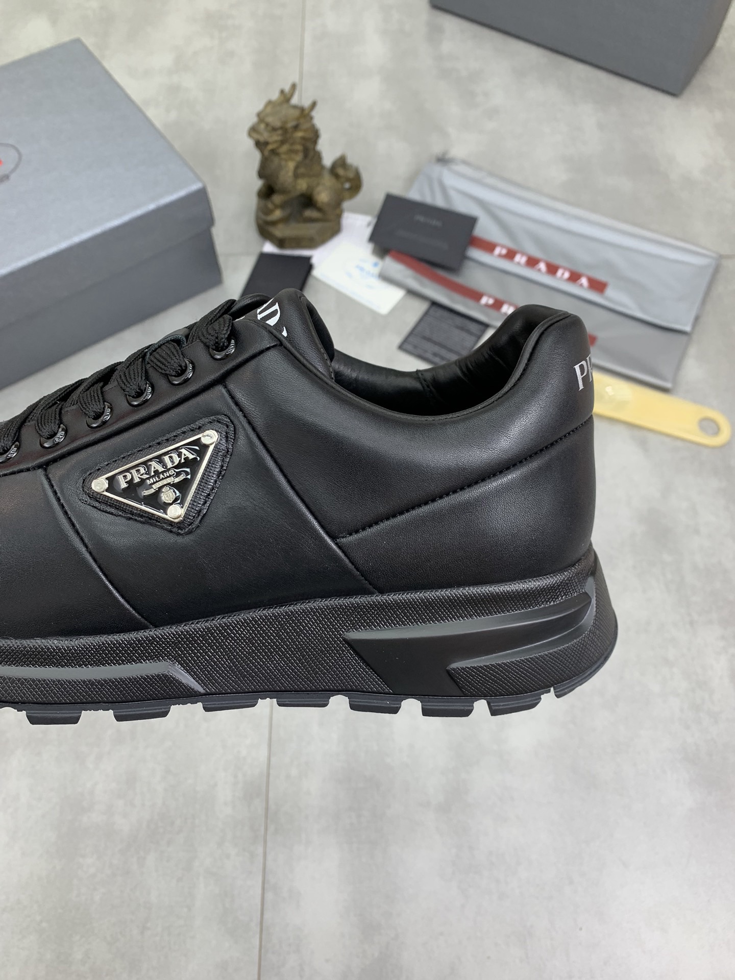 Women Men Top Quality P*rada shoes