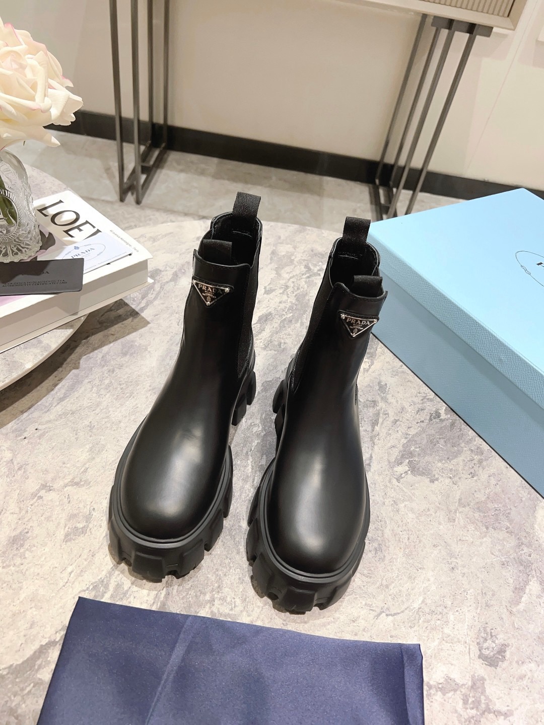 Women Men Top Quality P*rada shoes