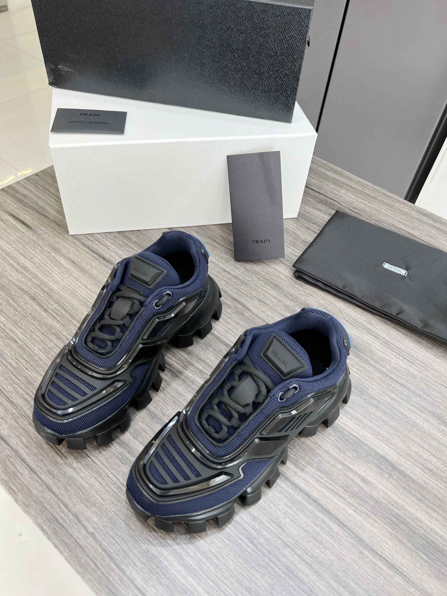 Women Men Top Quality P*rada shoes