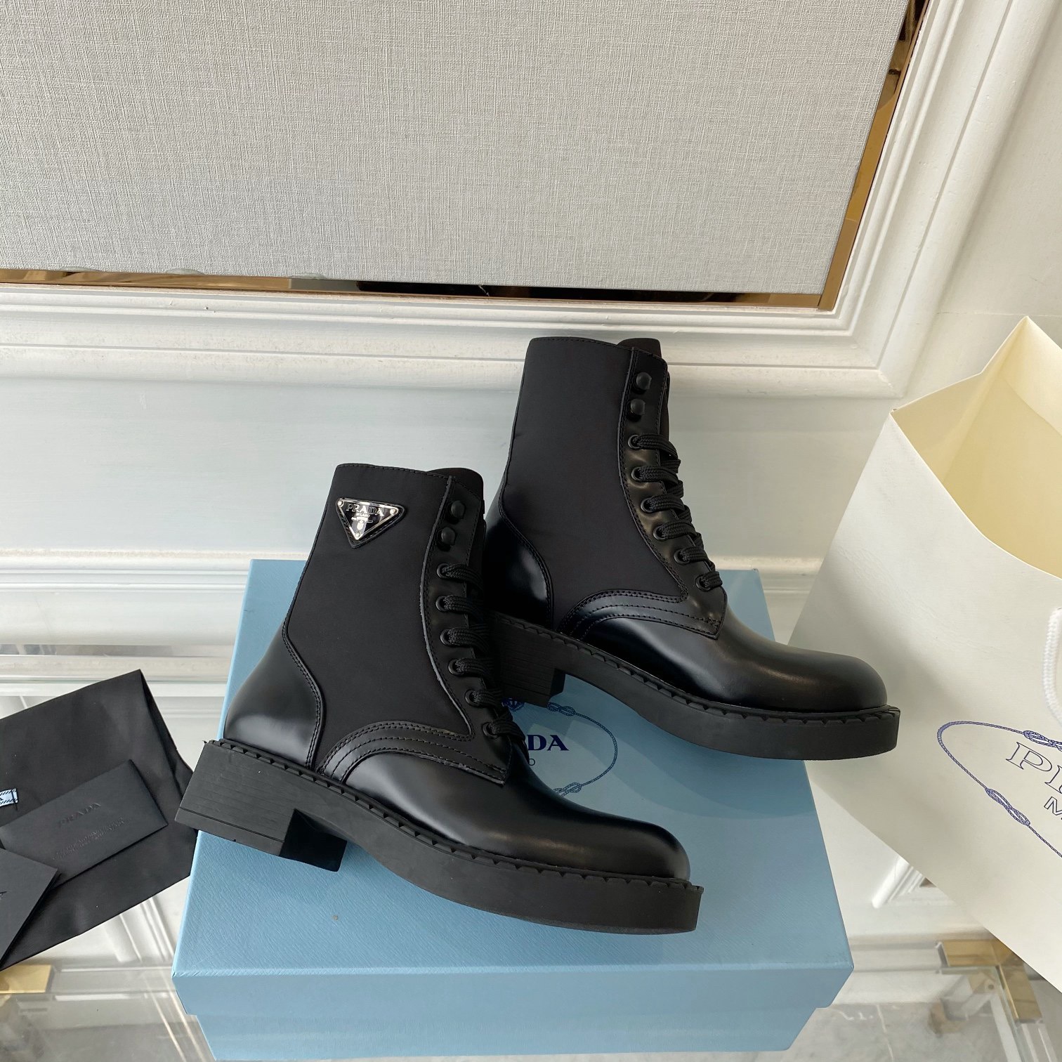 Women Men Top Quality P*rada shoes