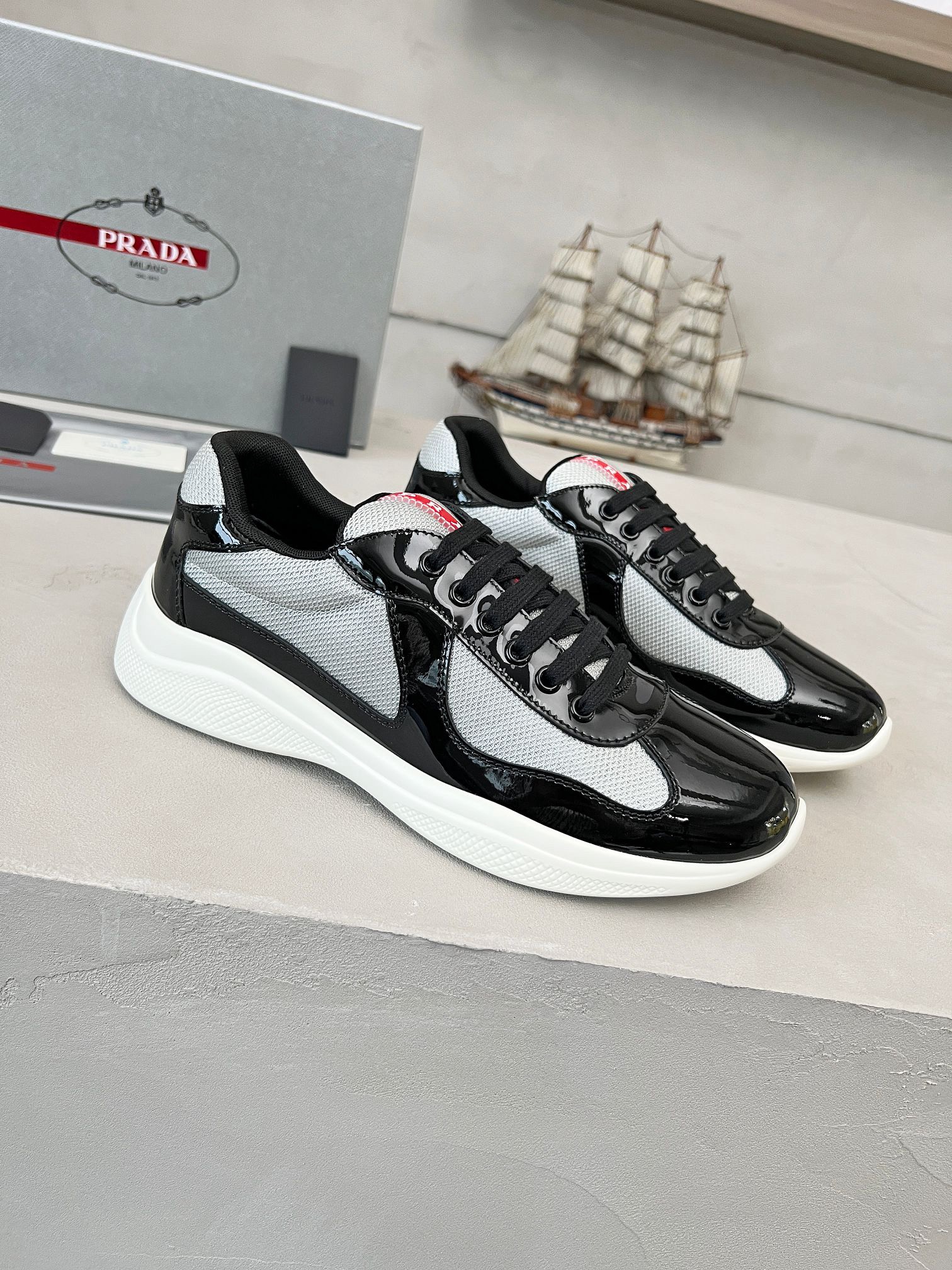 Women Men Top Quality P*rada shoes