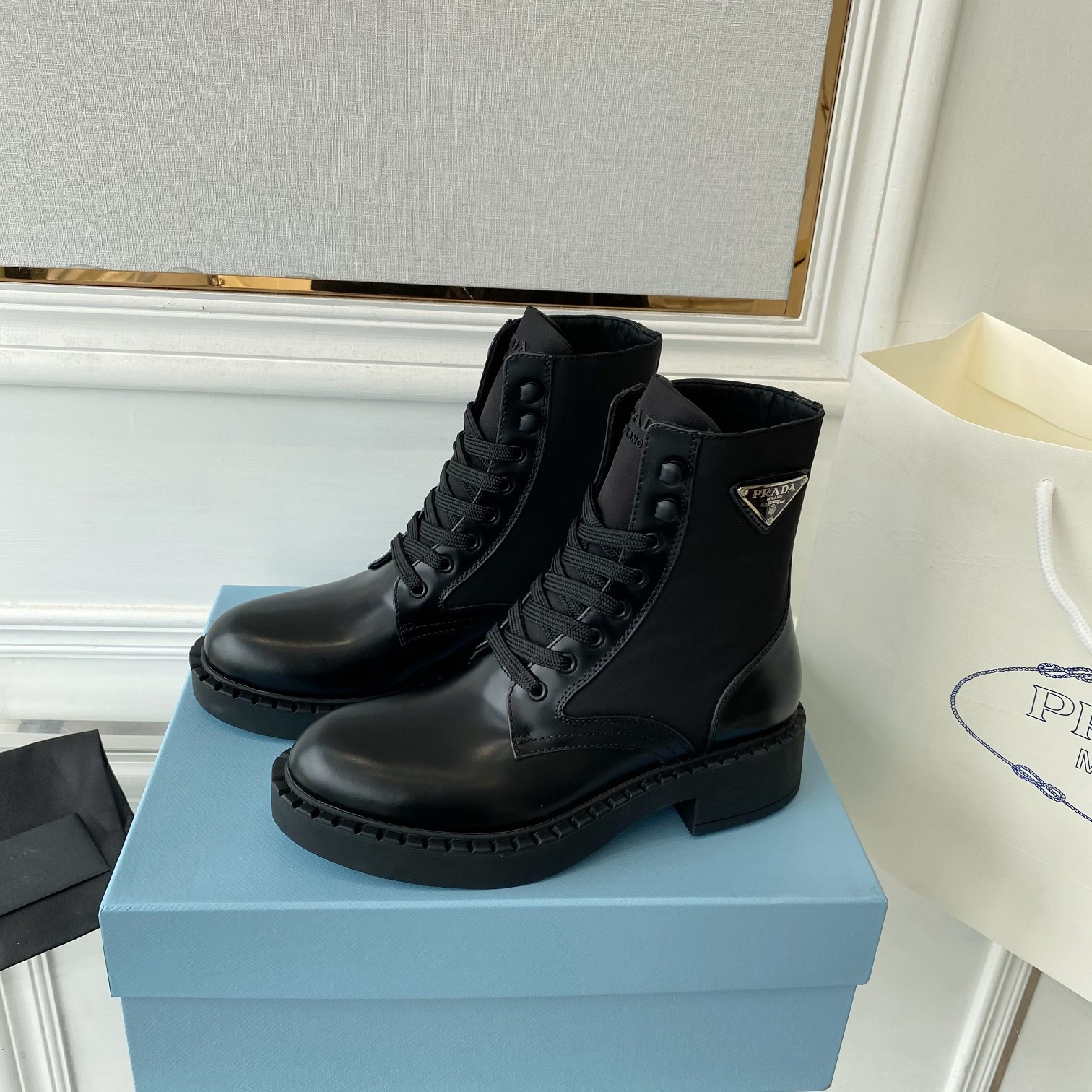 Women Men Top Quality P*rada shoes