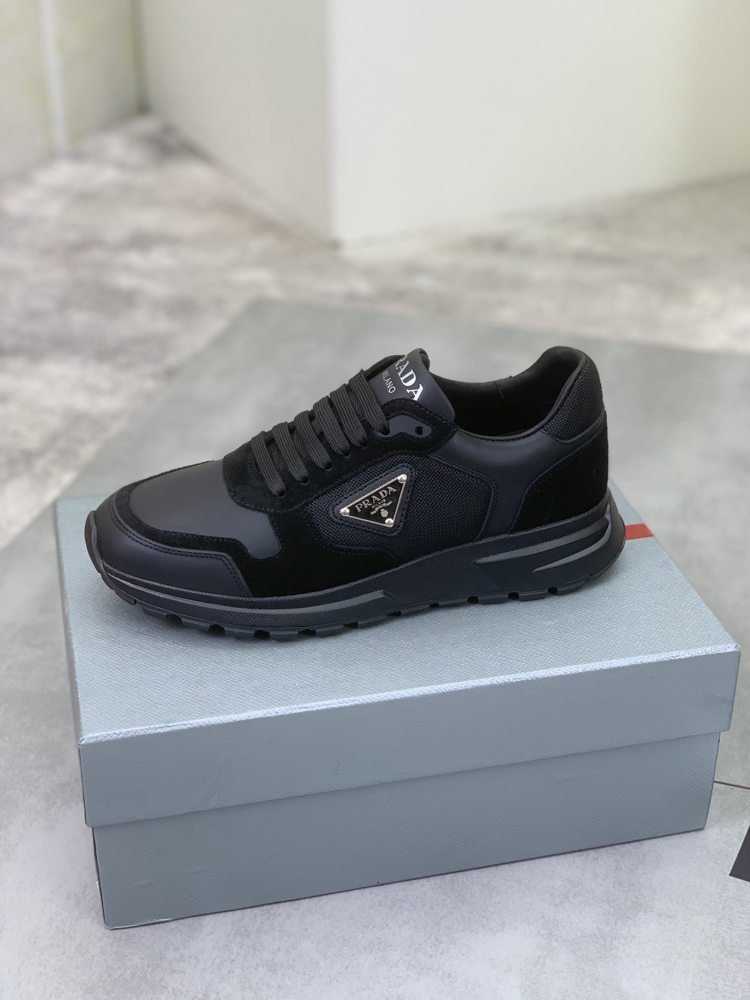 Women Men Top Quality P*rada shoes