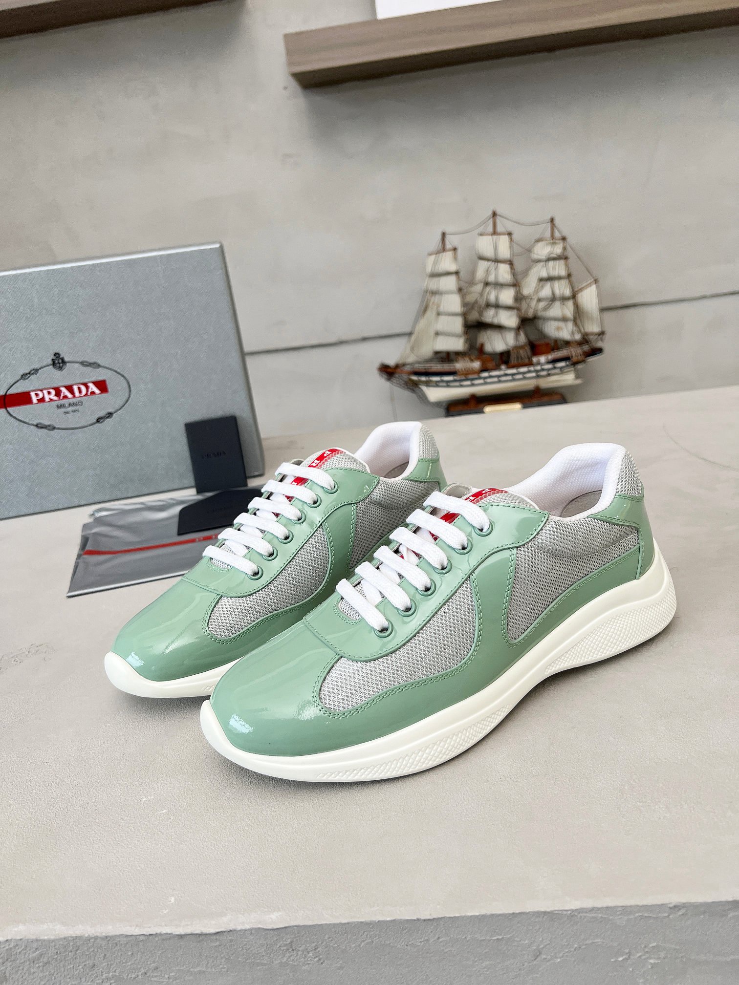 Women Men Top Quality P*rada shoes