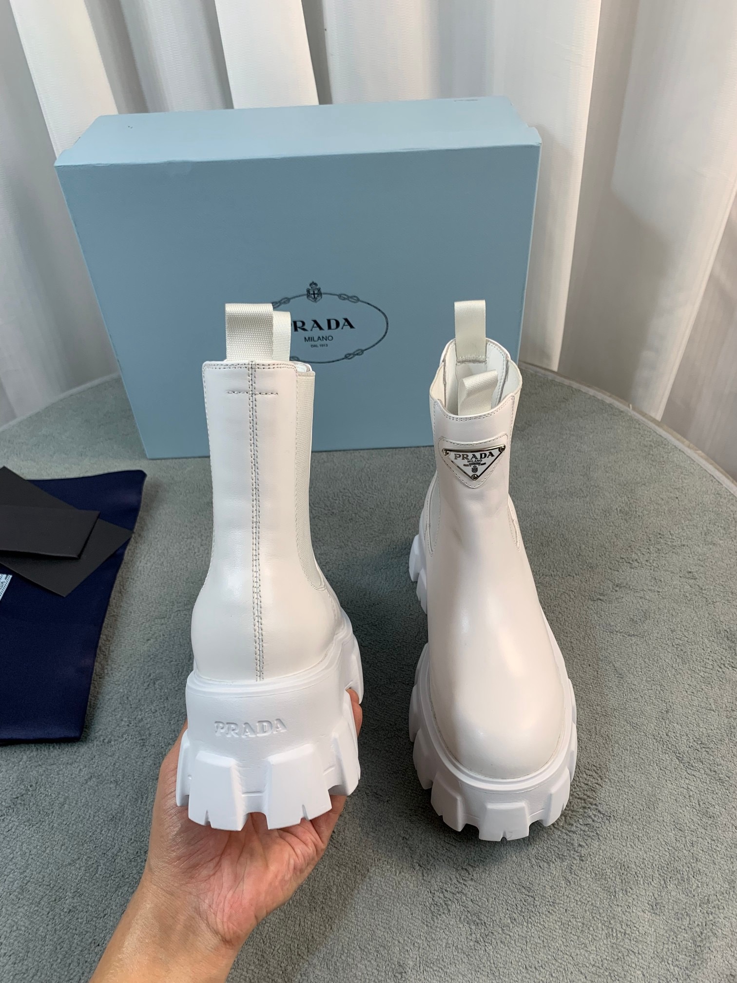 Women Men Top Quality P*rada shoes