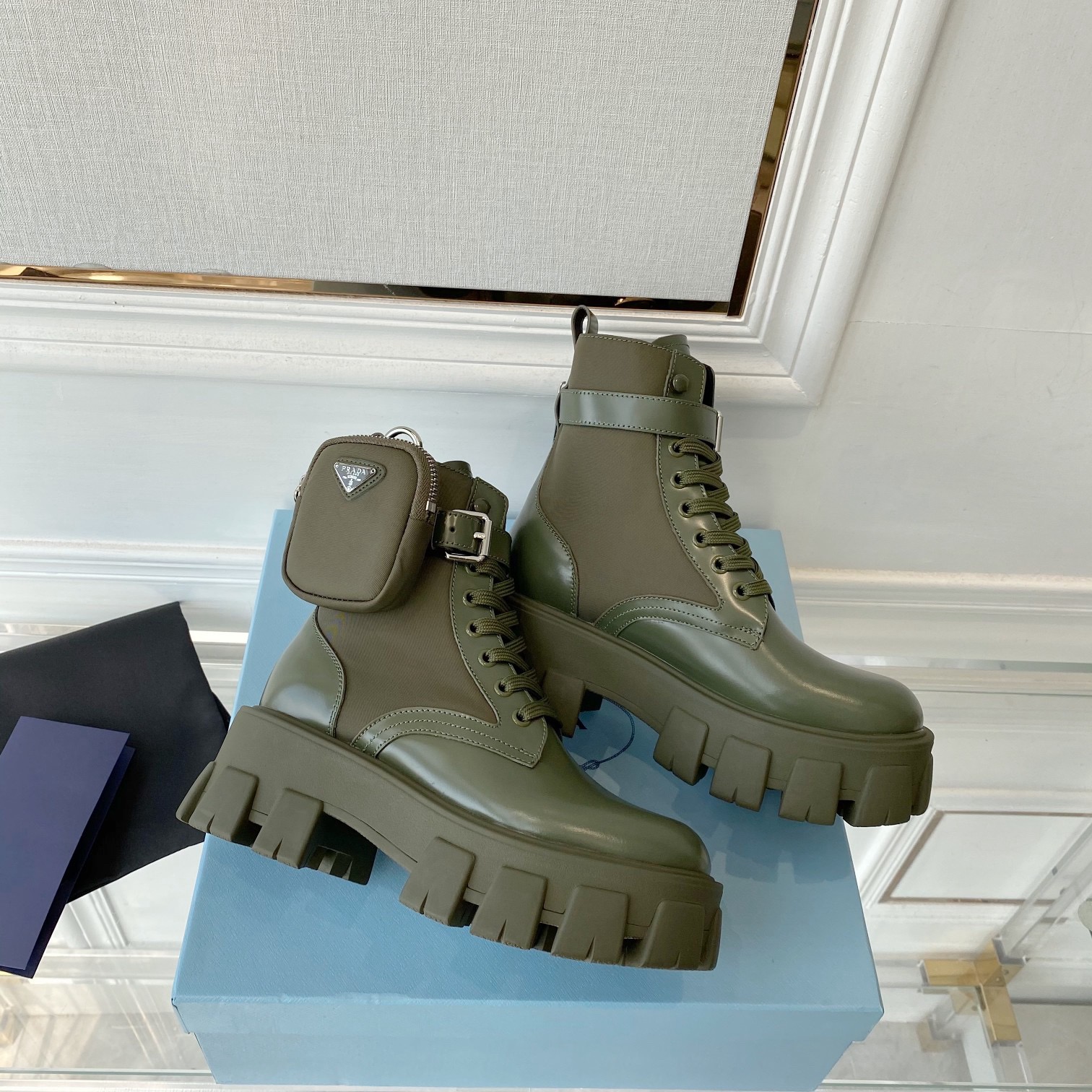 Women Men Top Quality P*rada shoes