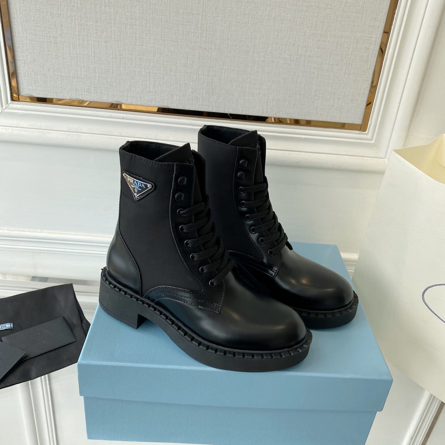 Women Men Top Quality P*rada shoes