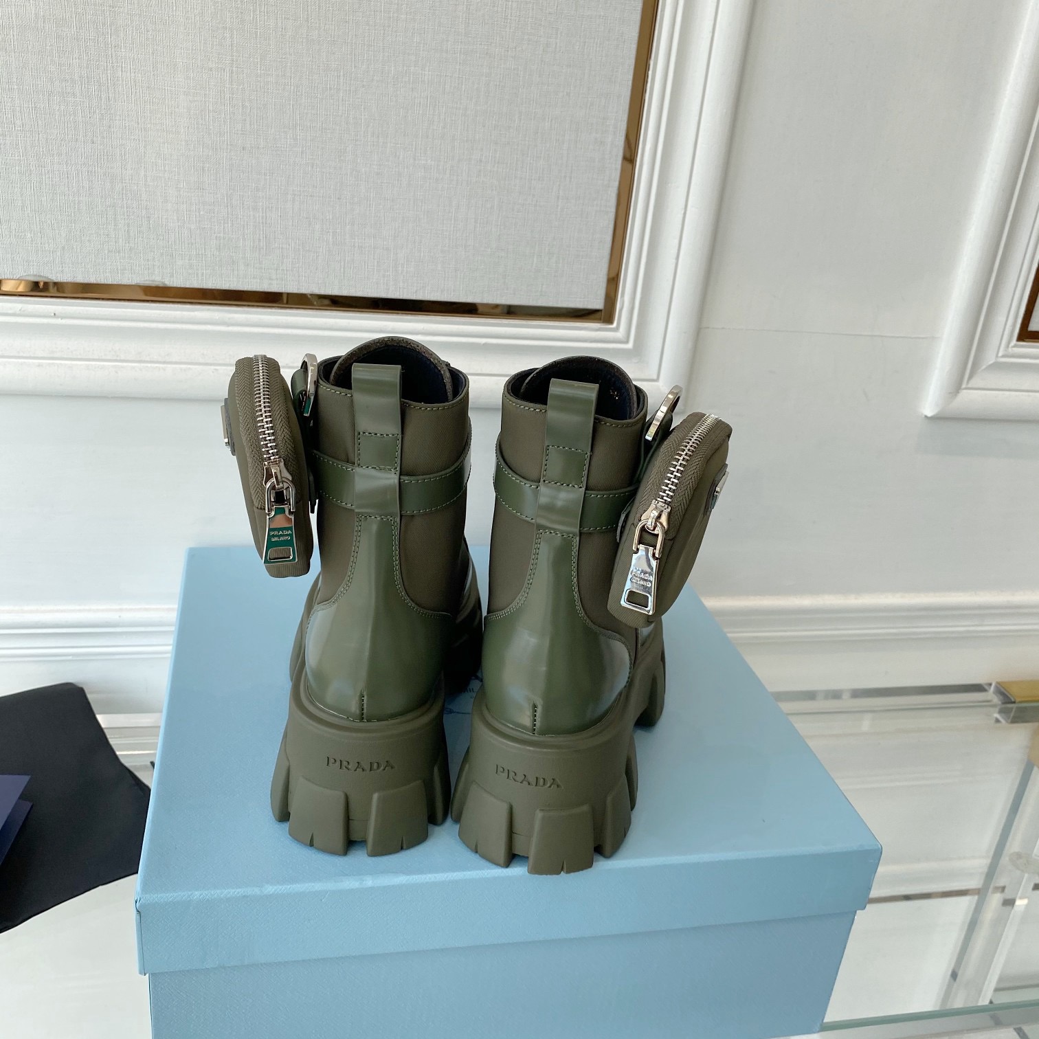 Women Men Top Quality P*rada shoes