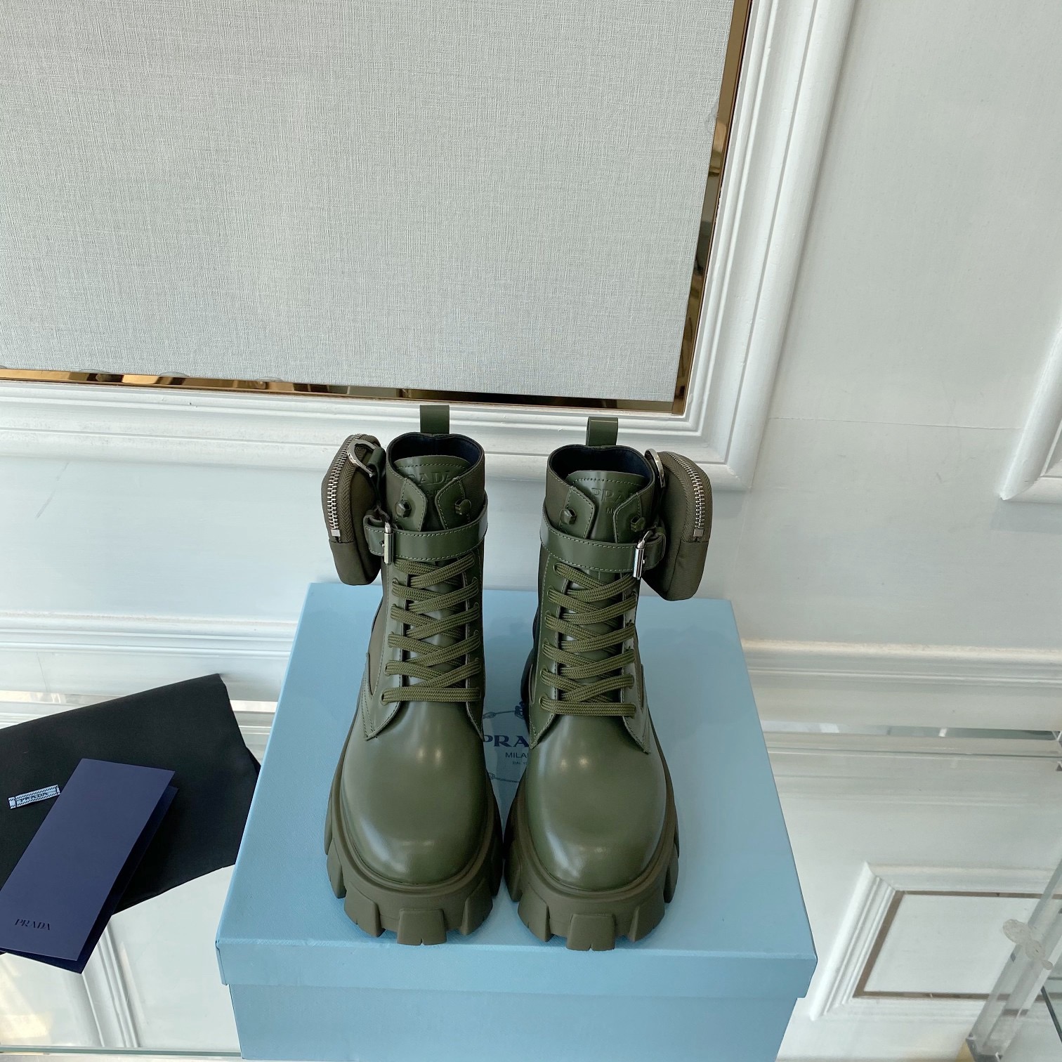 Women Men Top Quality P*rada shoes