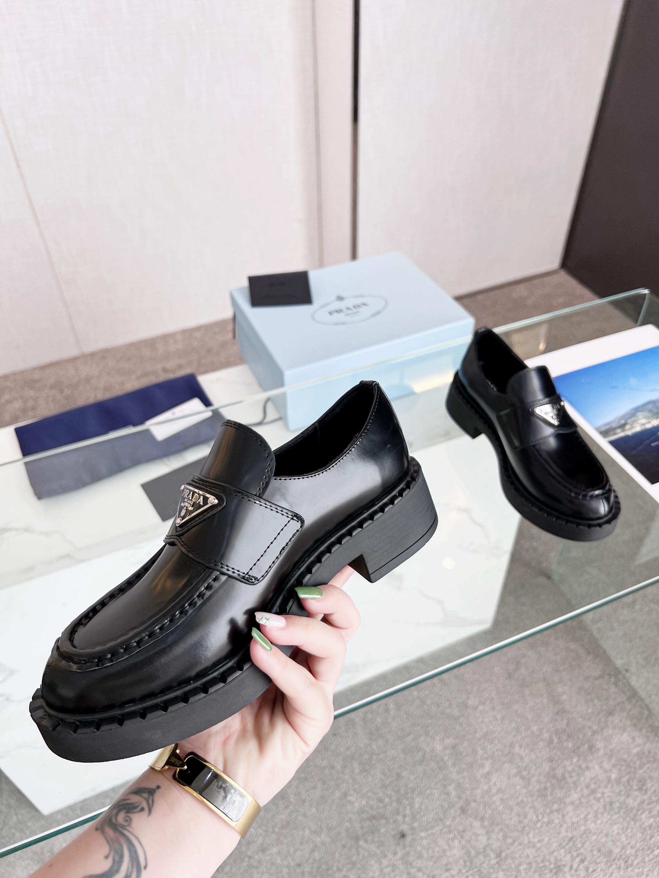 Women Men Top Quality P*rada shoes