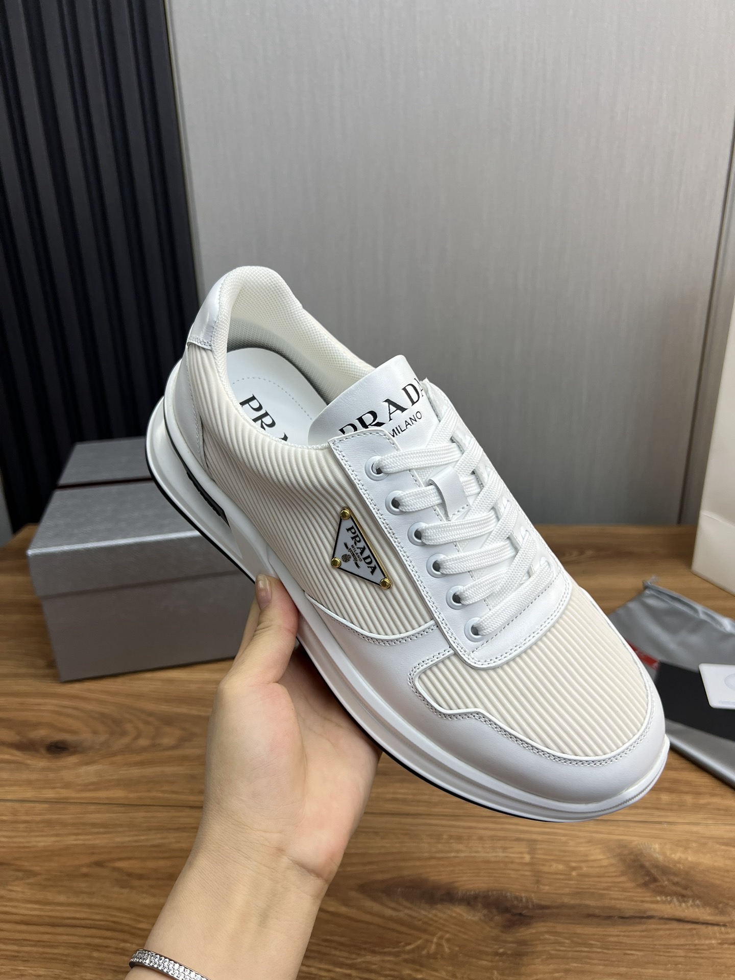 Women Men Top Quality P*rada shoes