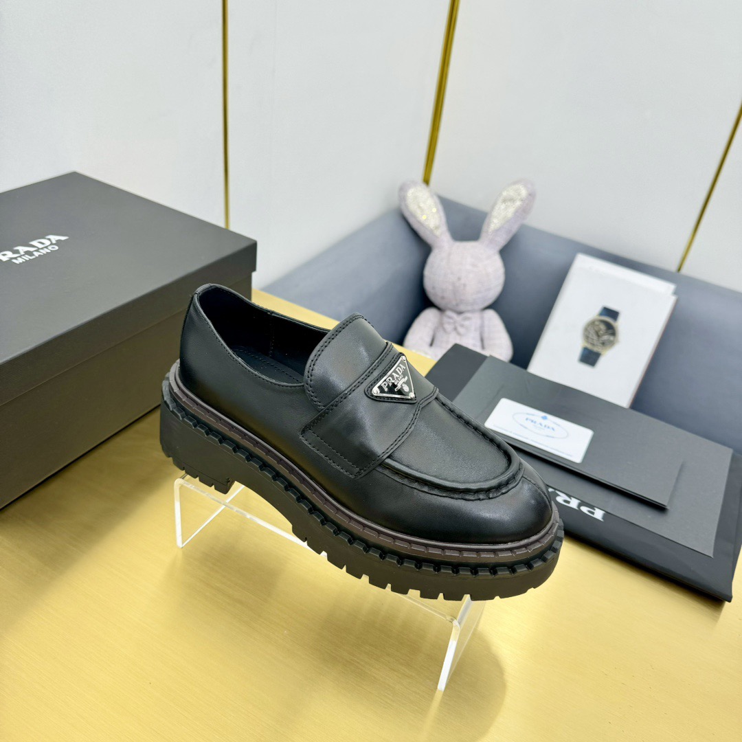 Women Men Top Quality P*rada shoes