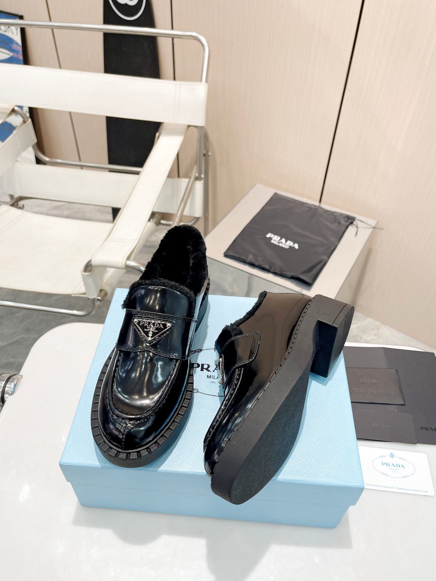 Women Men Top Quality P*rada shoes