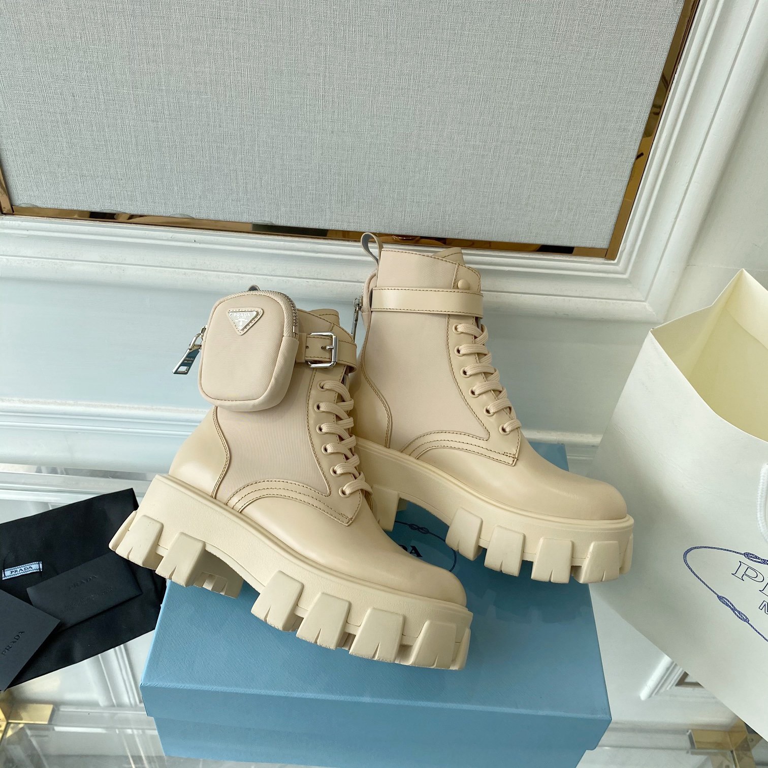 Women Men Top Quality P*rada shoes