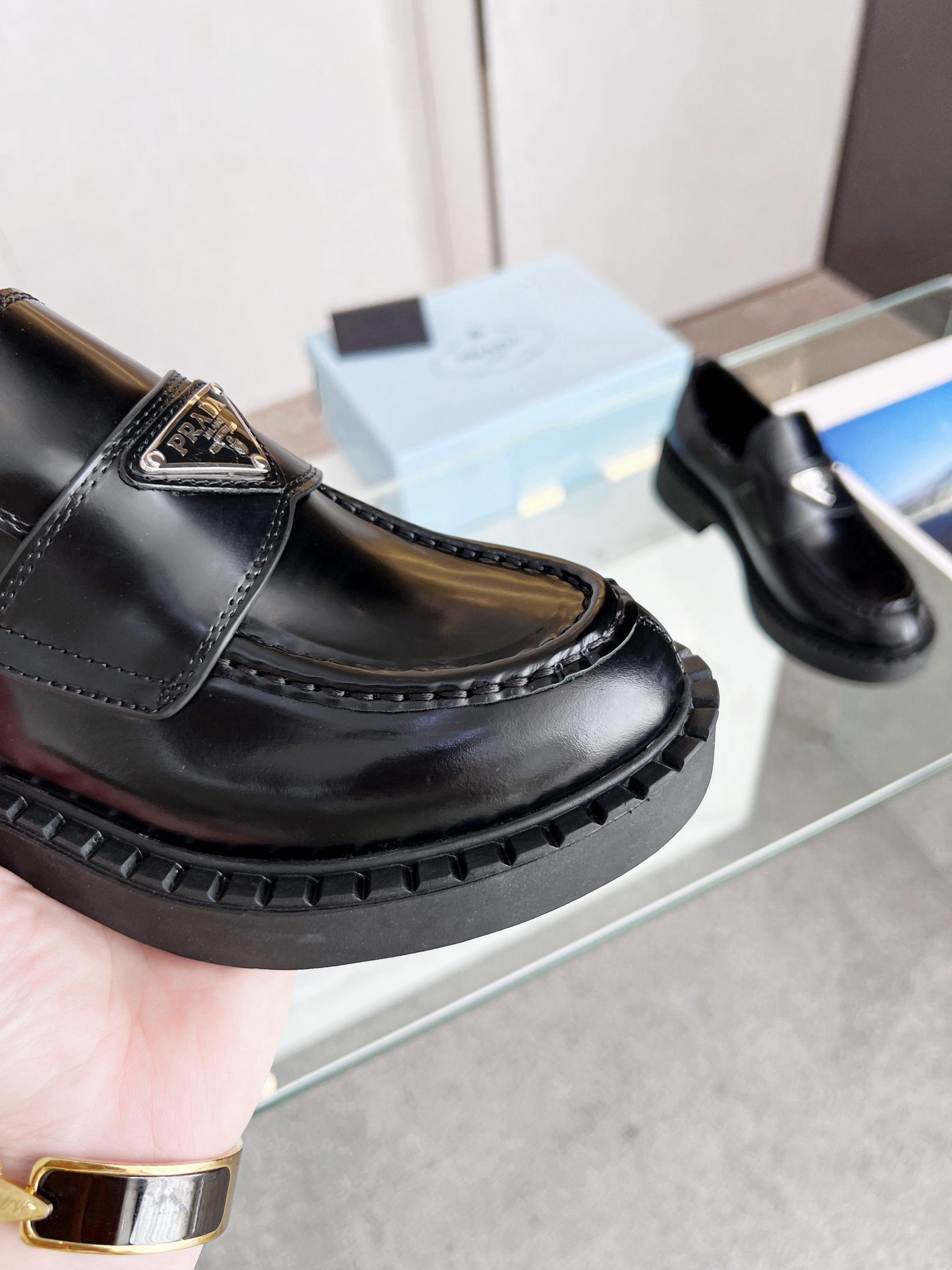 Women Men Top Quality P*rada shoes