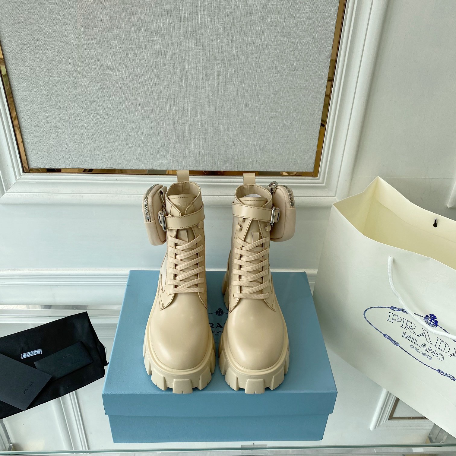 Women Men Top Quality P*rada shoes